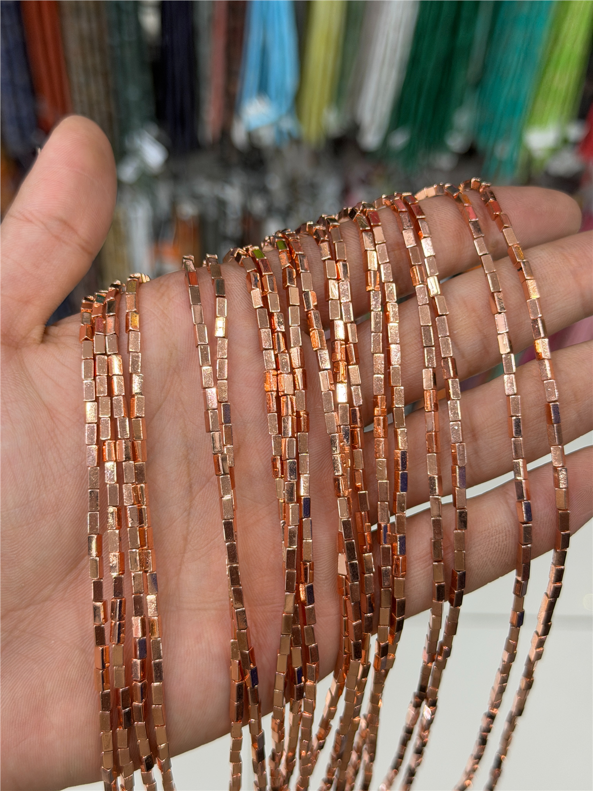 Hematit Taşı Dikdörtgen Kesim Parlak Roz 2x4mm Doğal Taş Dizi