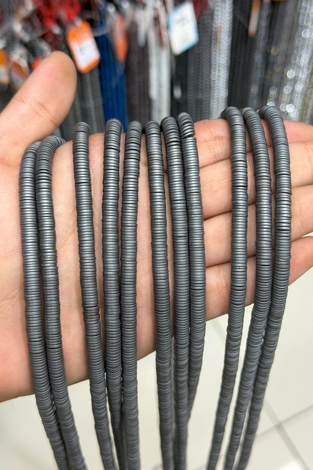 Hematit Taşı Disk Rondela Kesim Mat Gri 6x1mm Doğal Taş Dizi