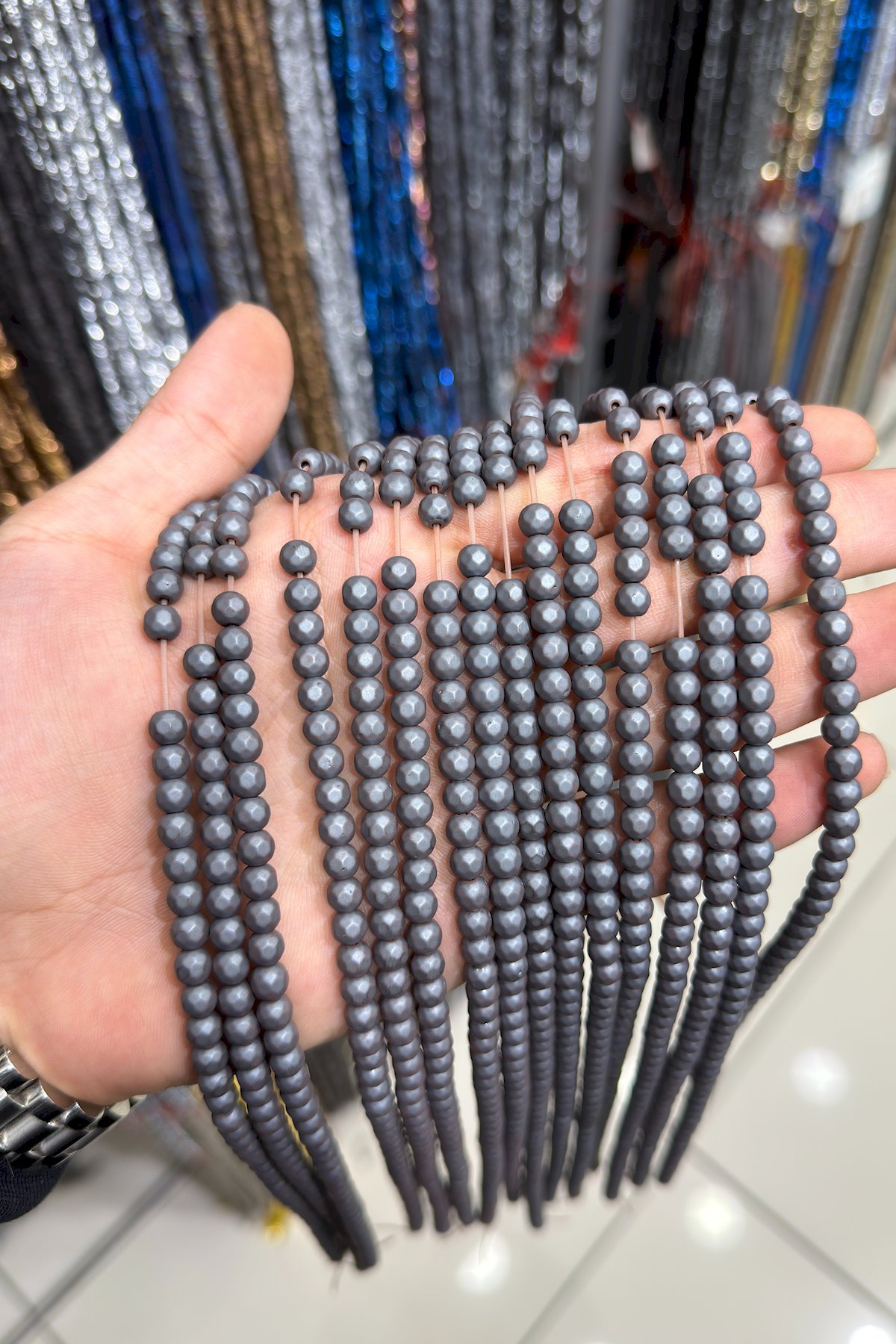 Hematit Taşı Faset Küre Kesim Mat Gri 6mm Doğal Taş Dizi