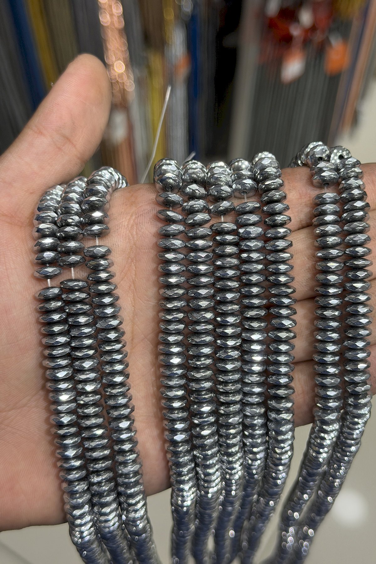 Hematit Taşı Fasetli Kesim Parlak Gümüş 8x3mm Doğal Taş Dizi