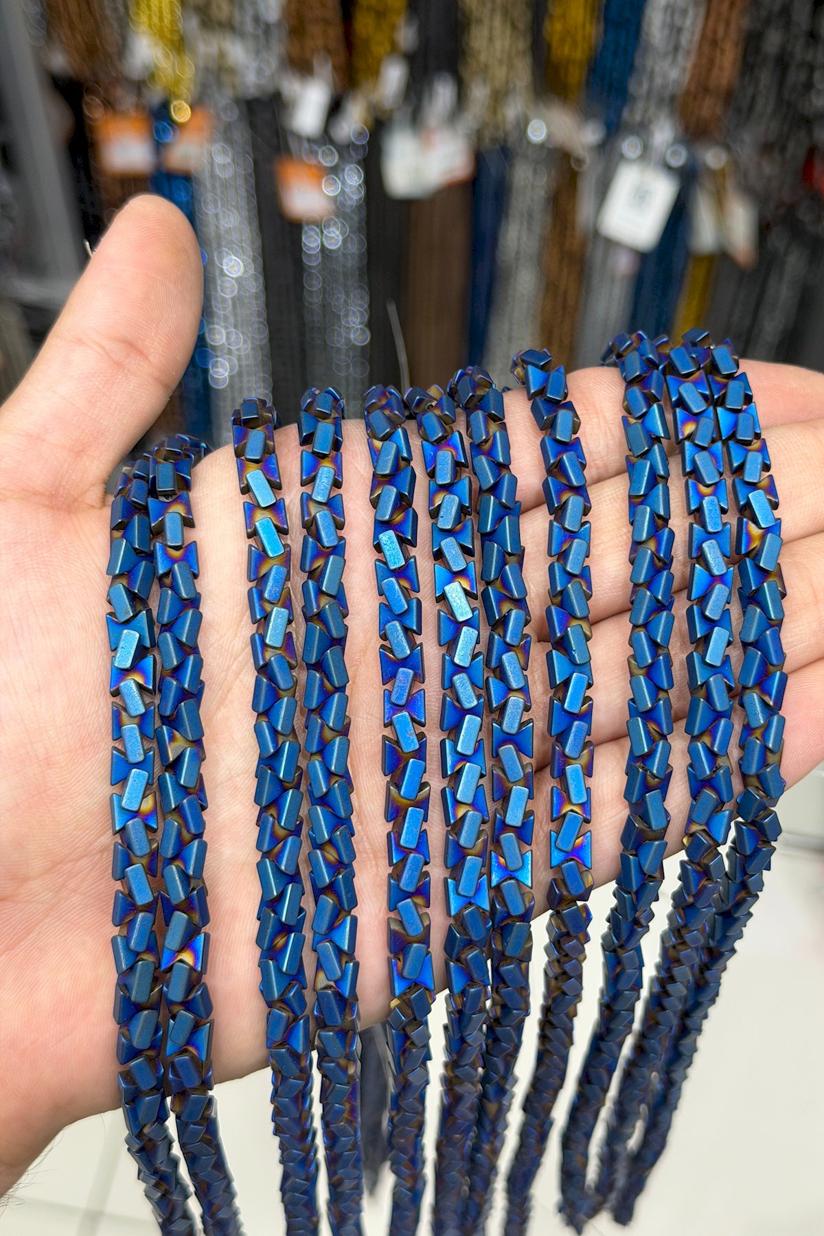 Hematit Taşı Fiyonk Kesim Mat Mavi 6x6mm Doğal Taş Dizi