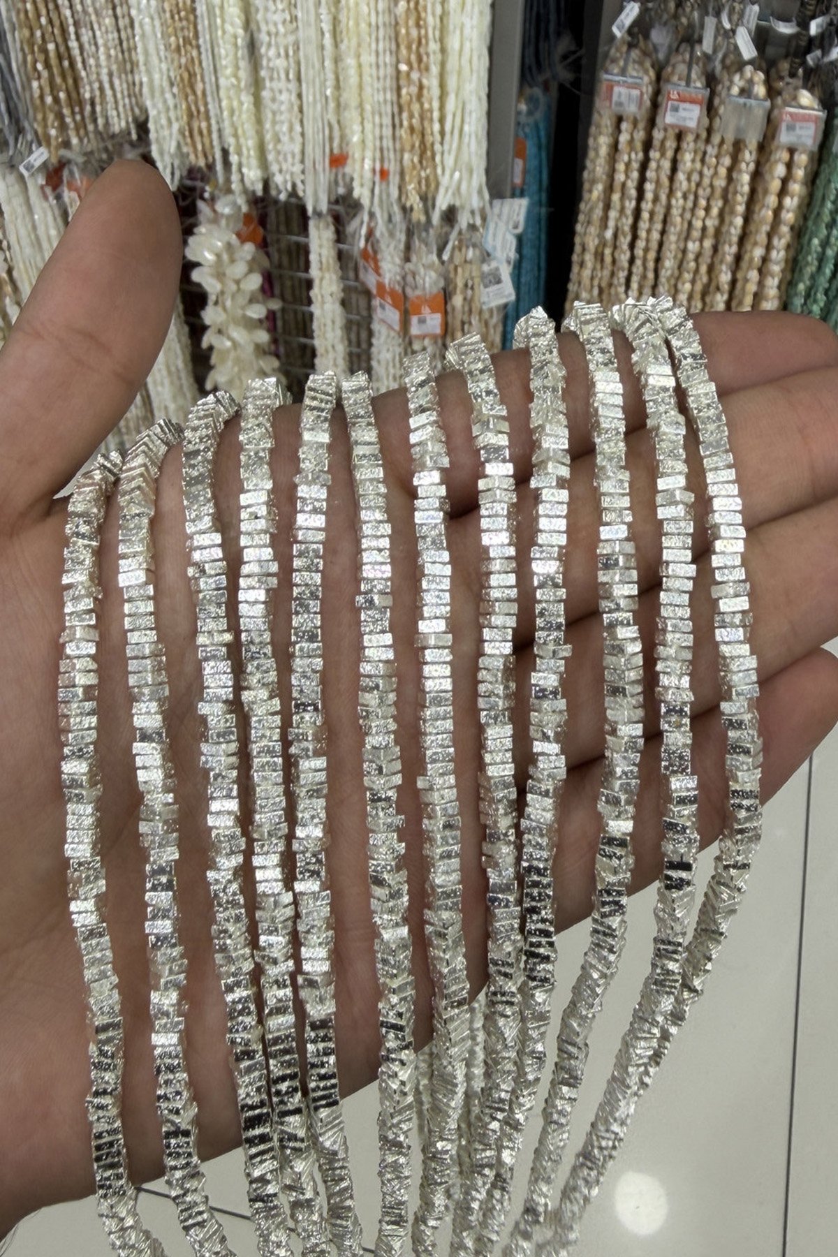 Hematit Taşı Kare Rondela Kesim Gümüş 4x1mm Doğal Taş Dizi