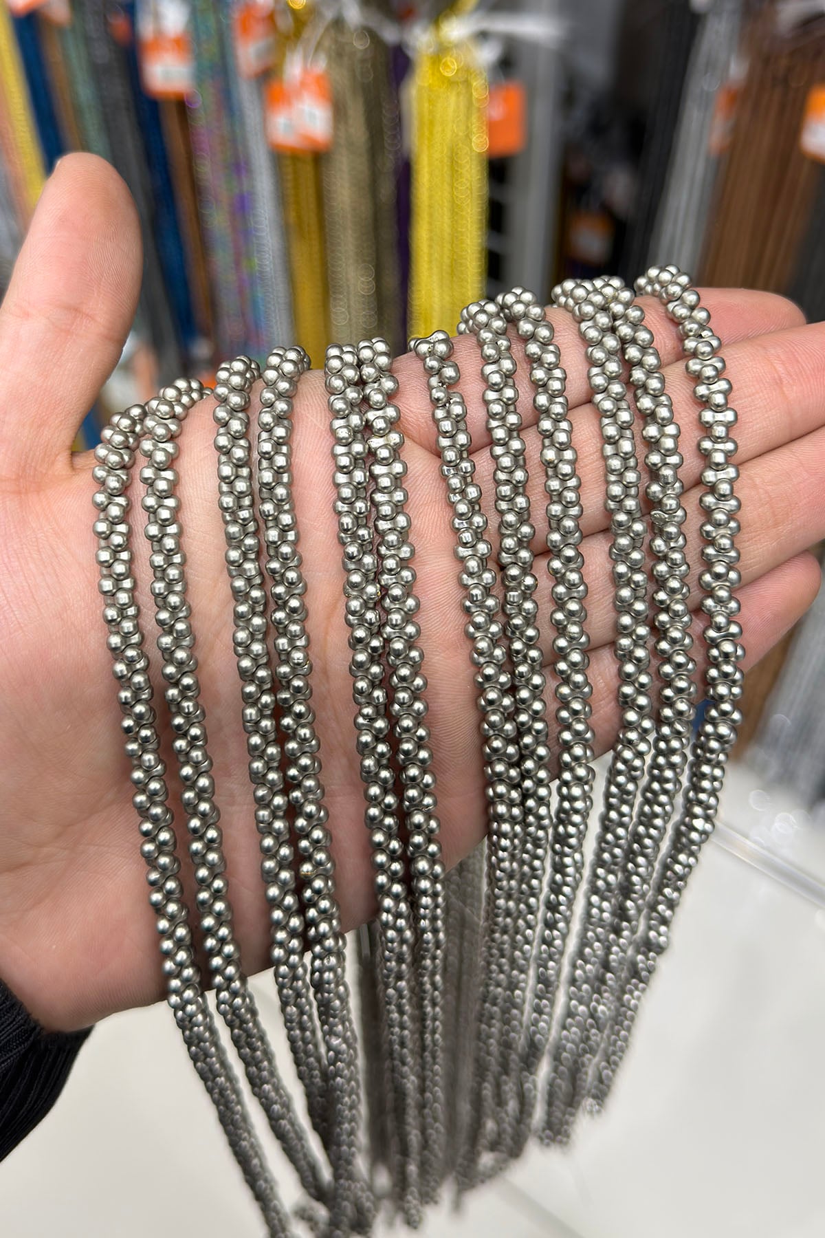 Hematit Taşı Kemik Kesim 6x3mm- Mat Titanyum Doğal Taş Dizi