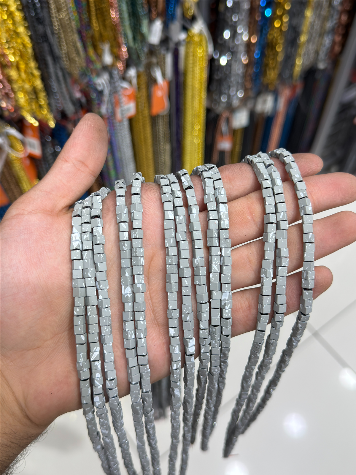 Hematit Taşı Küp Kesim Yeşil 4x4mm Doğal Taş Dizi