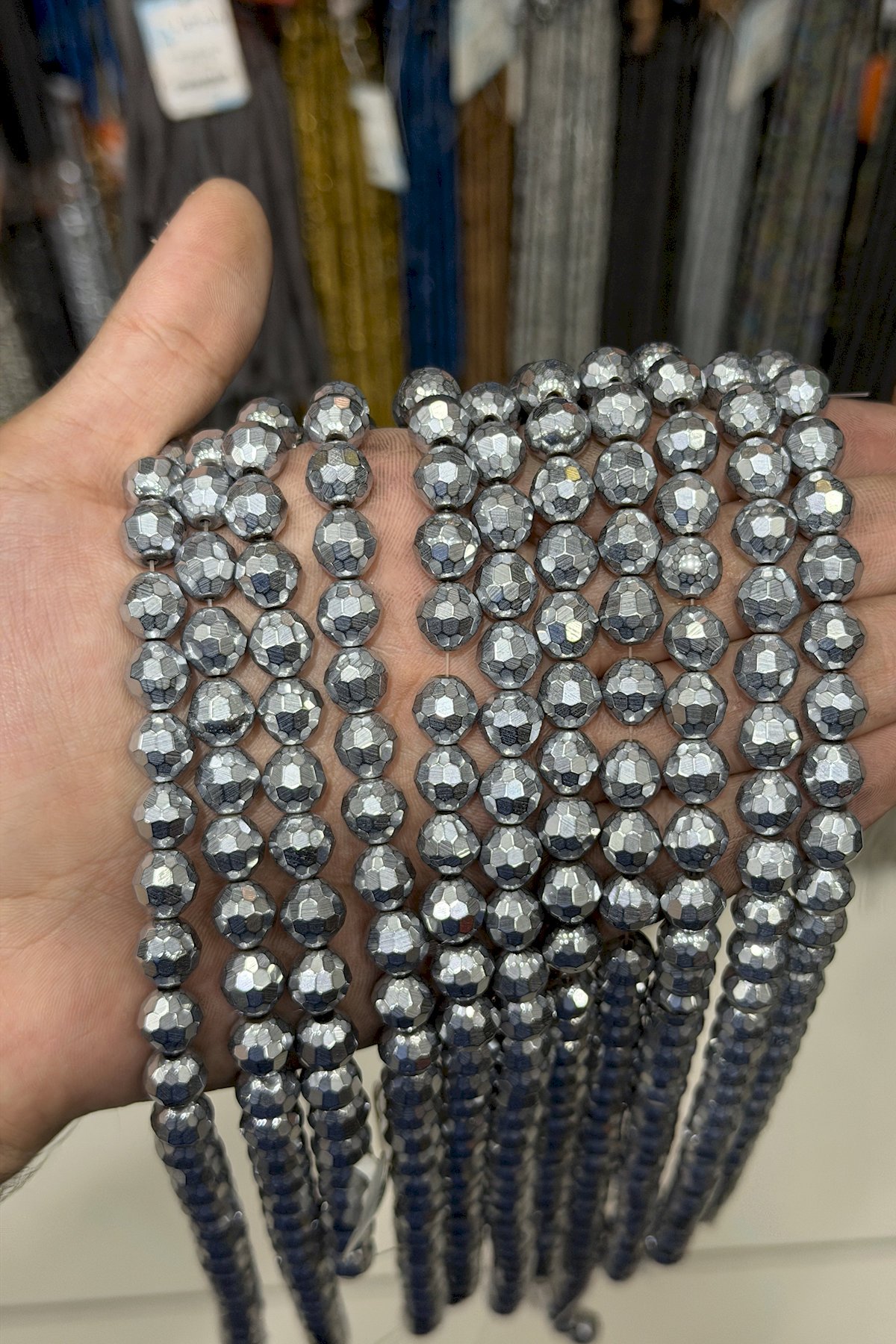 Hematit Taşı Küre Faset Kesim 10mm- Parlak Gümüş Doğal Taş Dizi