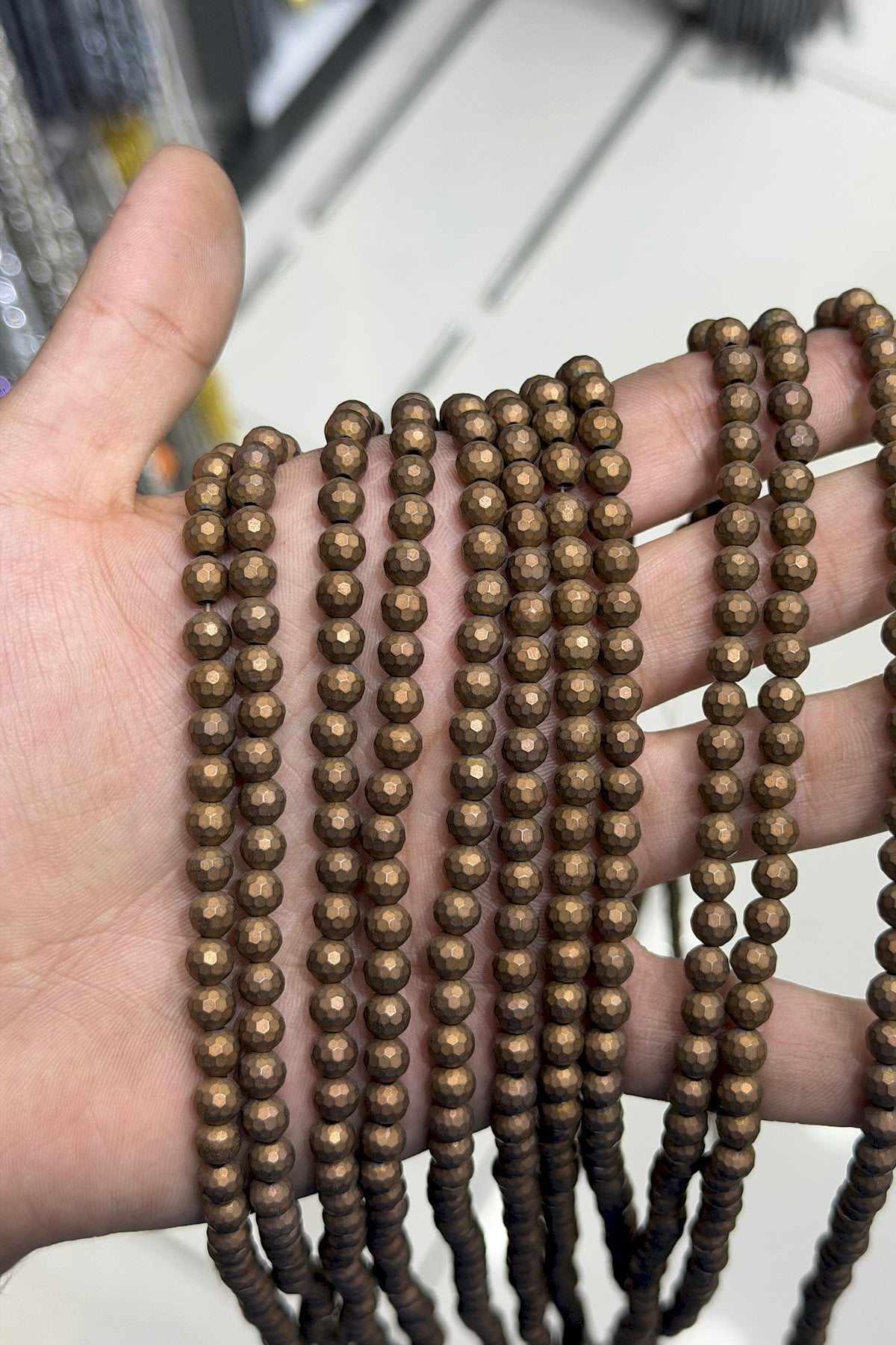 Hematit Taşı Küre Faset Kesim Mat Kahverengi 6mm Doğal Taş Dizi