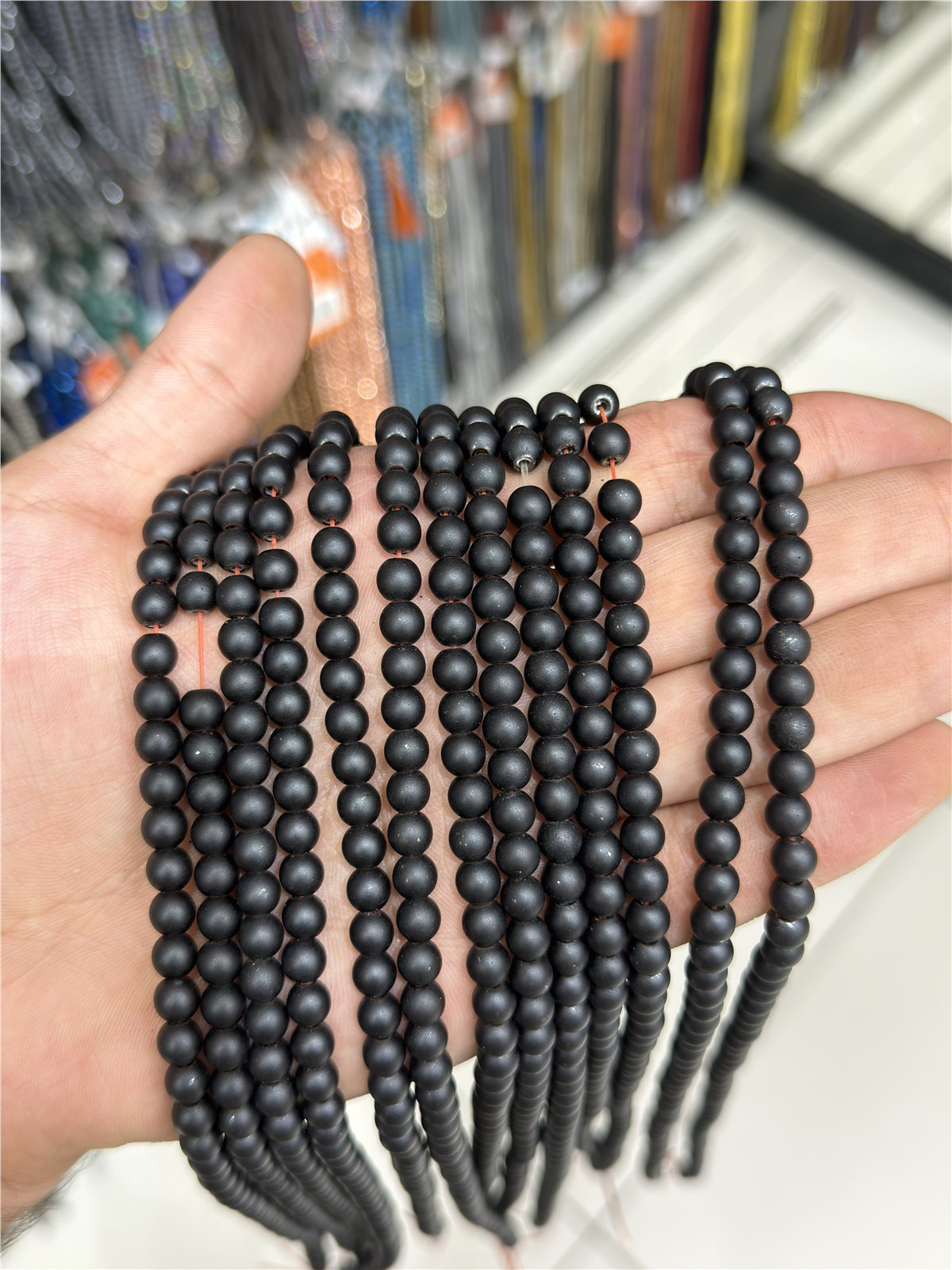Hematit Taşı Küre Kesim Mat Siyah 6mm Doğal Taş Dizi