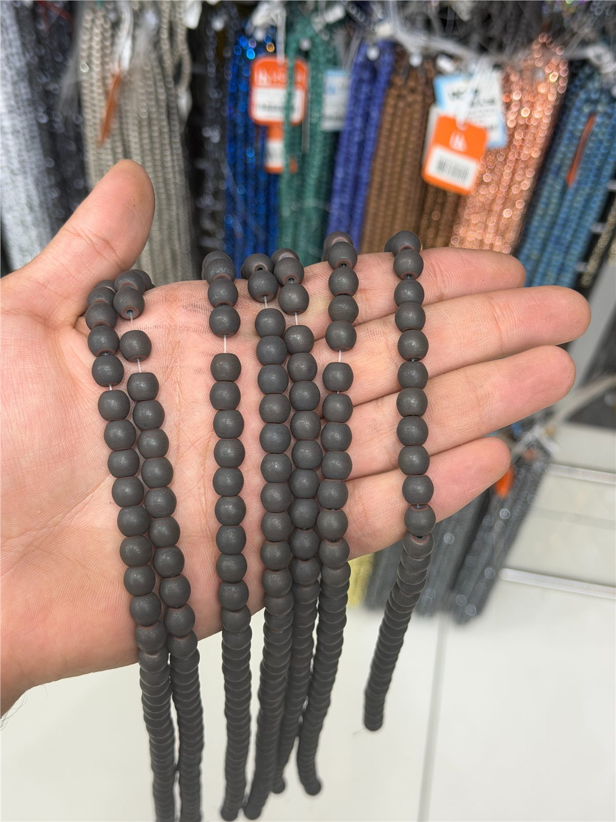 Hematit Taşı Küre Kesim Mat Siyah 8mm Doğal Taş Dizi