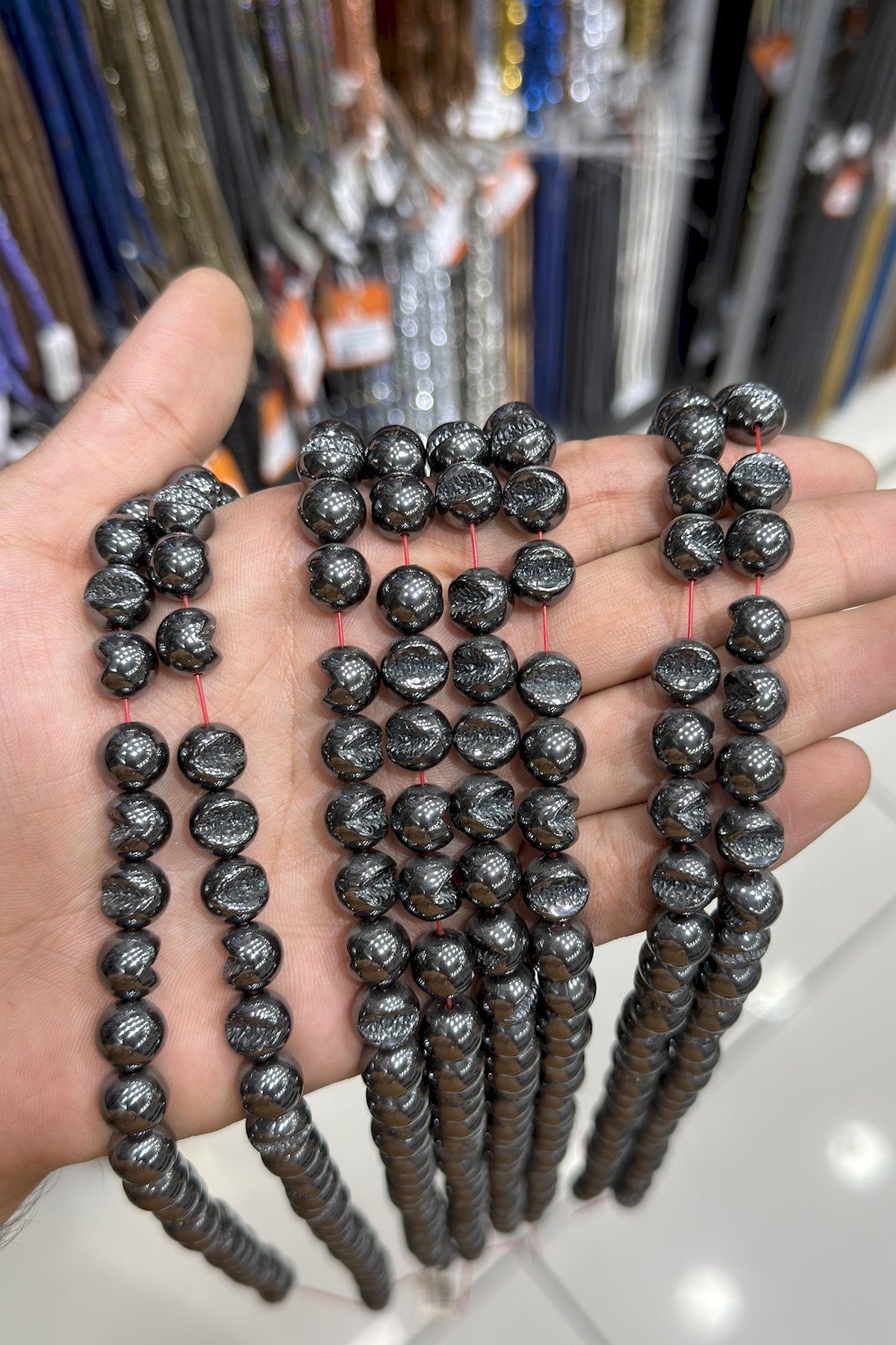 Hematit Taşı Küre Kesim Parlak Füme 10x10mm Doğal Taş Dizi