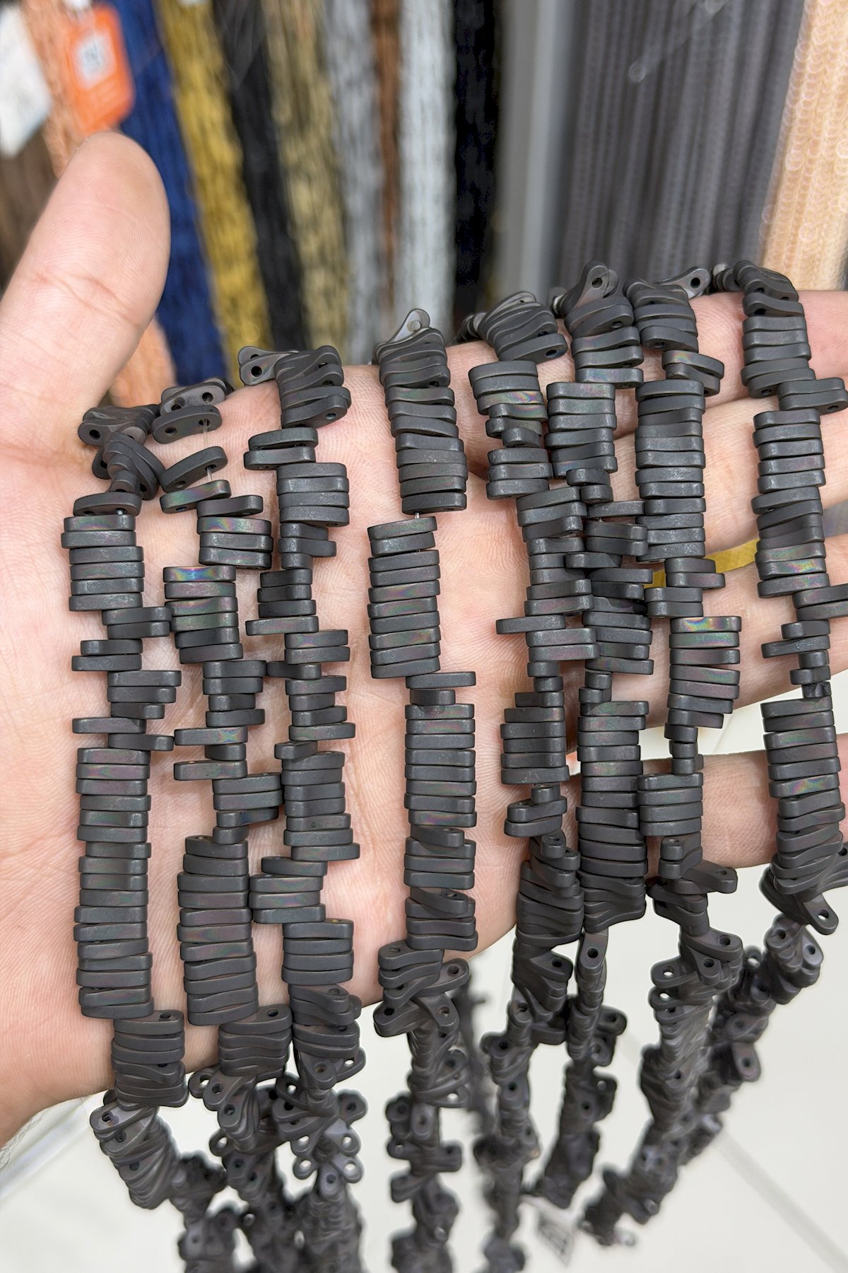Hematit Taşı Mat Siyah Gökkuşağı 10x2mm Doğal Taş Dizi