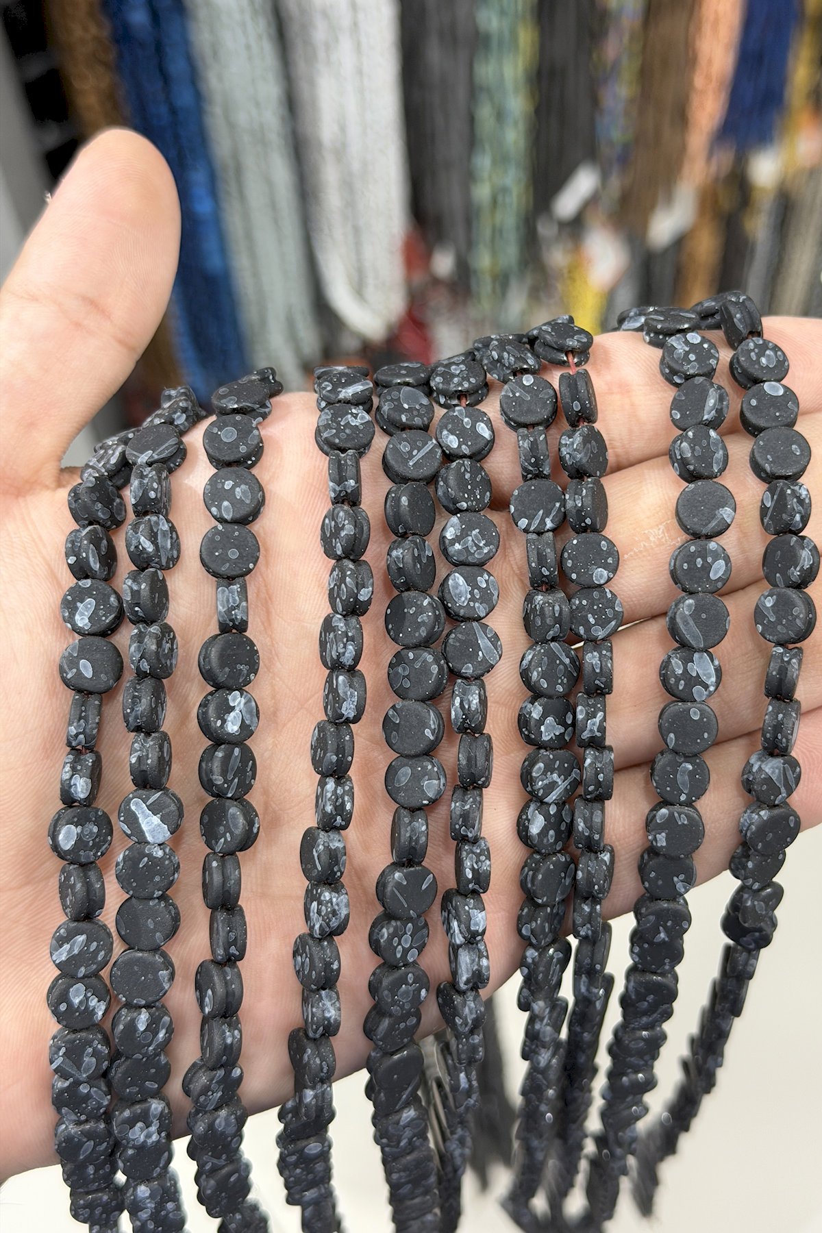 Hematit Taşı Oval Kesim Parlak Siyah 8mm Doğal Taş Dizi