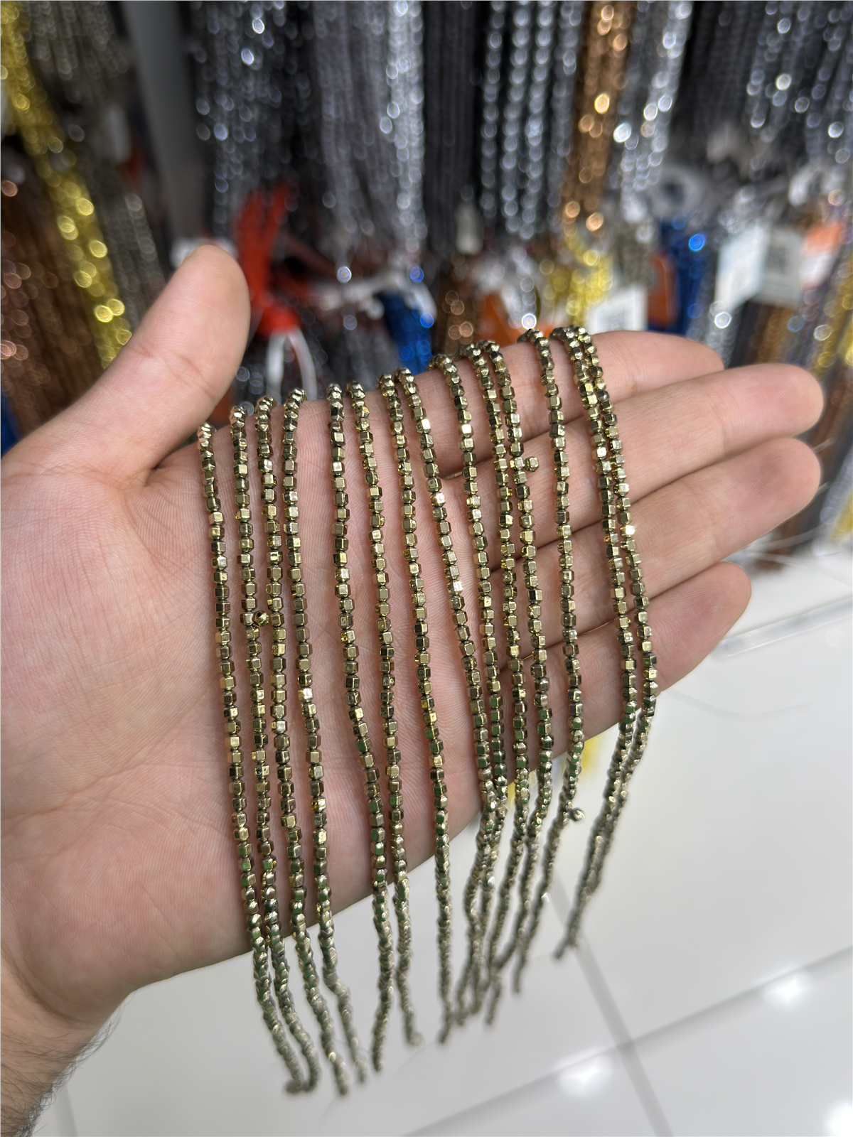 Hematit Doğal Taş Parlak Antik Sarı 3x3mm Dizi