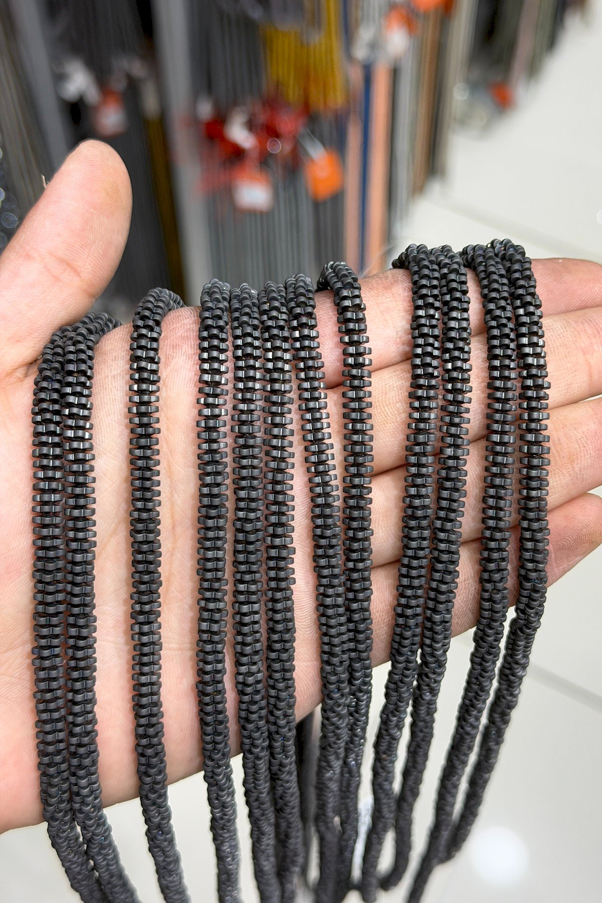 Hematit Taşı Papatya Rondela Kesim Mat Siyah 6x2mm Doğal Taş Dizi