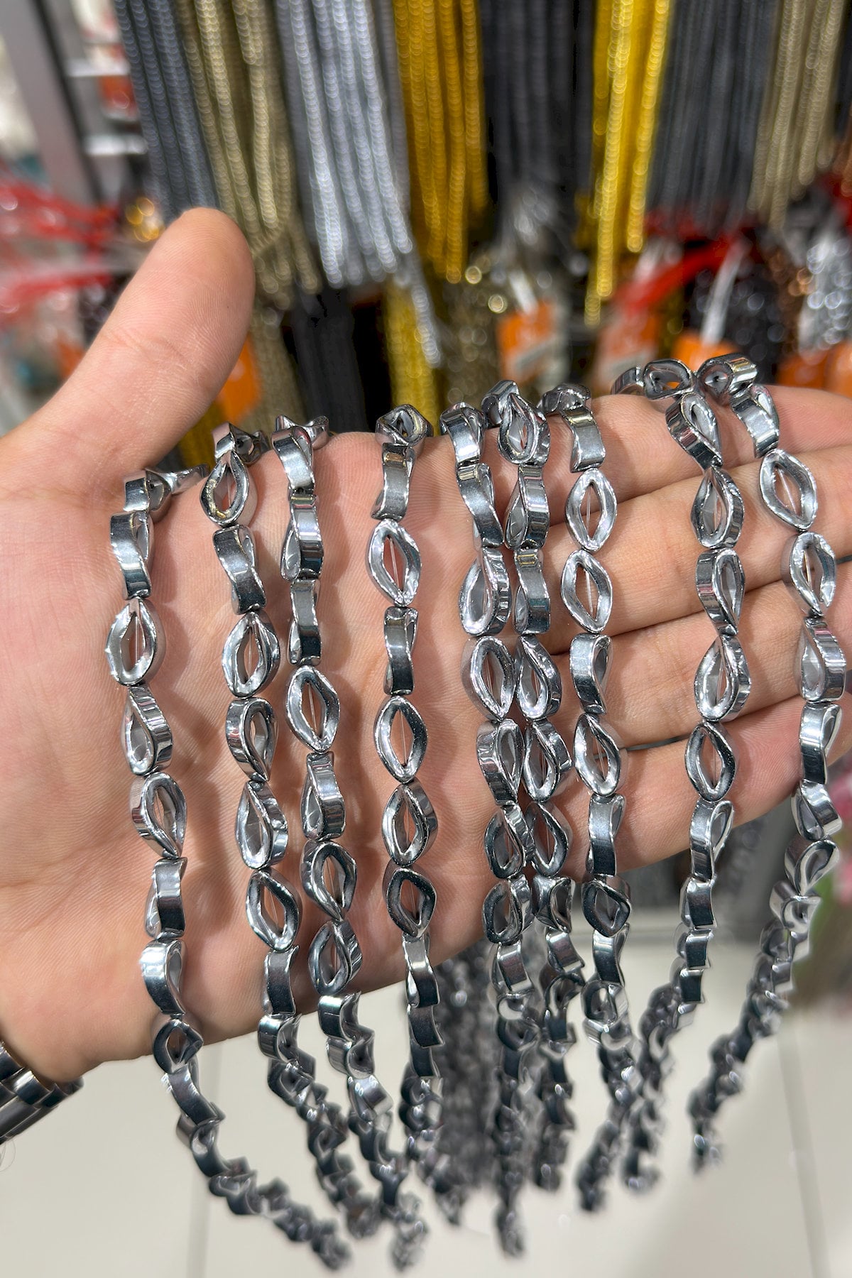 Hematit Taşı Parlak Füme 13x8mm Doğal Taş Dizi