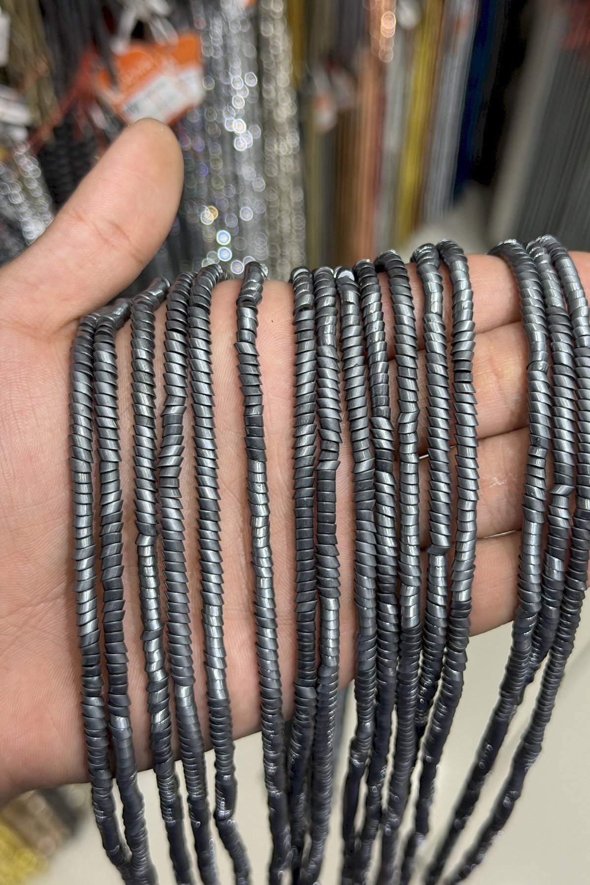 Hematit Taşı Rondela Kesim Mat Gri 4x2mm Doğal Taş Dizi