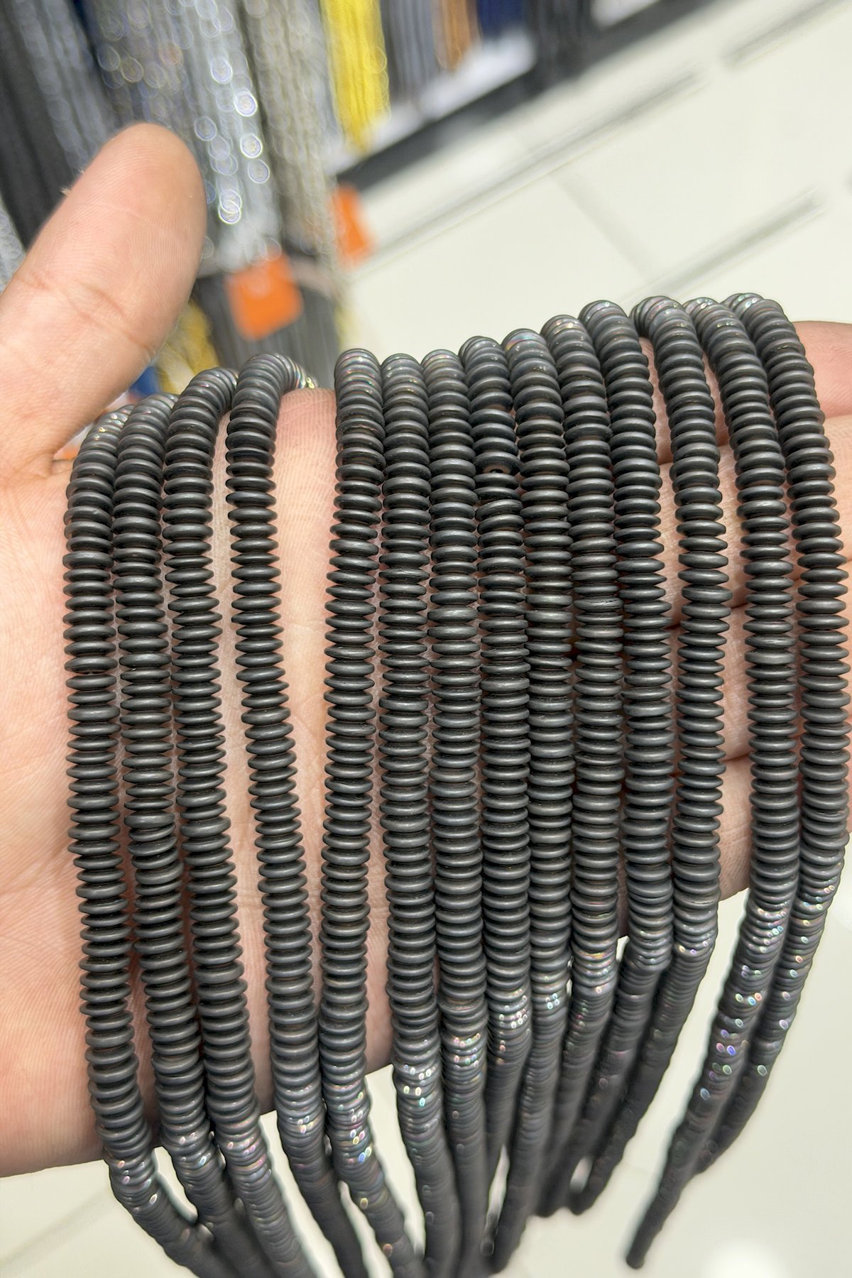 Hematit Taşı Rondela Kesim Mat Siyah 6x1mm Doğal Taş Dizi