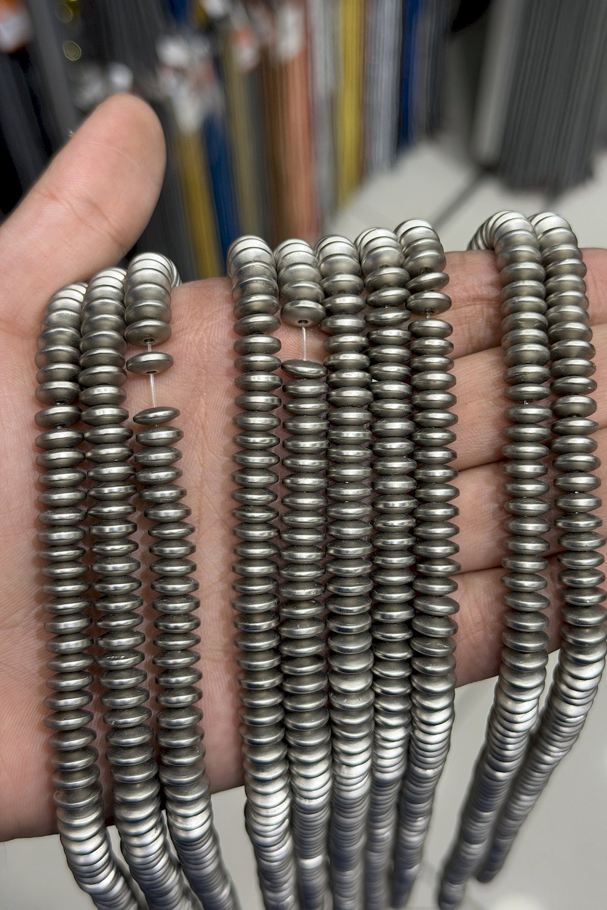Hematit Taşı Rondela Kesim Mat Titanyum 8x3mm Doğal Taş Dizi