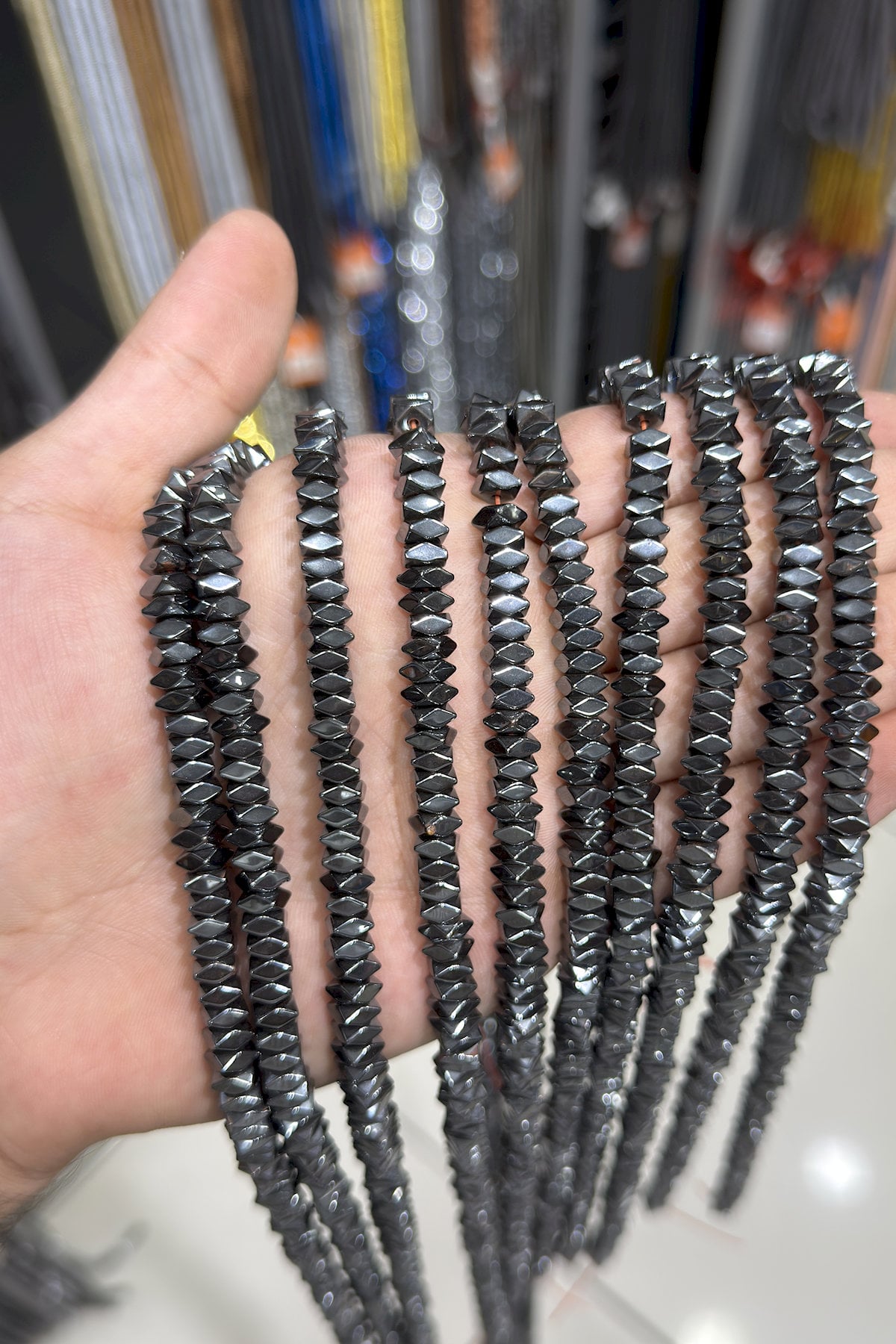 Hematit Taşı Rondela Kesim Parlak Füme 6x3mm Doğal Taş Dizi
