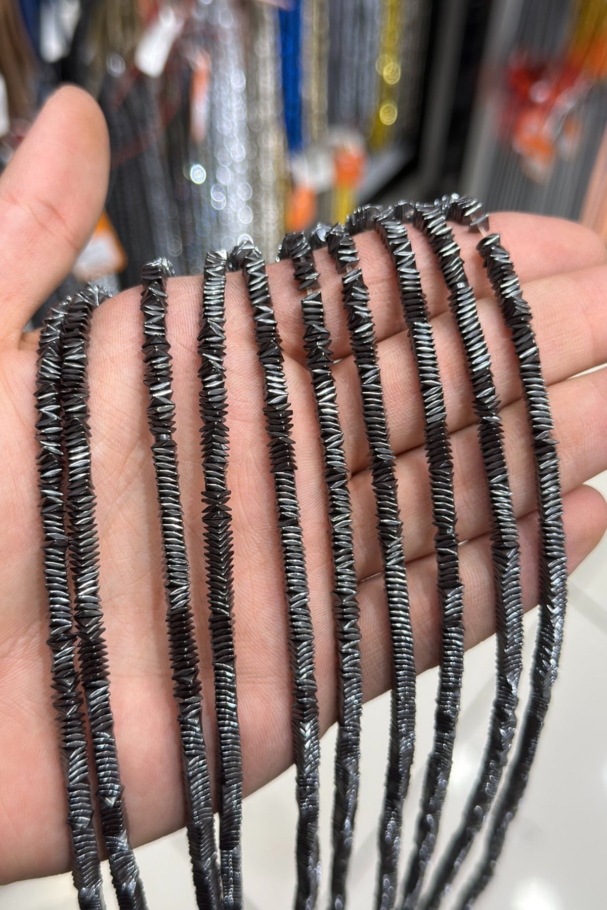 Hematit Taşı Rondela Kesim Parlak Füme 4x1mm Doğal Taş Dizi