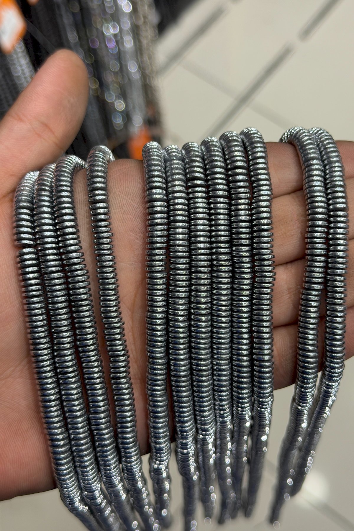Hematit Taşı Rondela Kesim Parlak Gümüş 6x1mm Doğal Taş Dizi