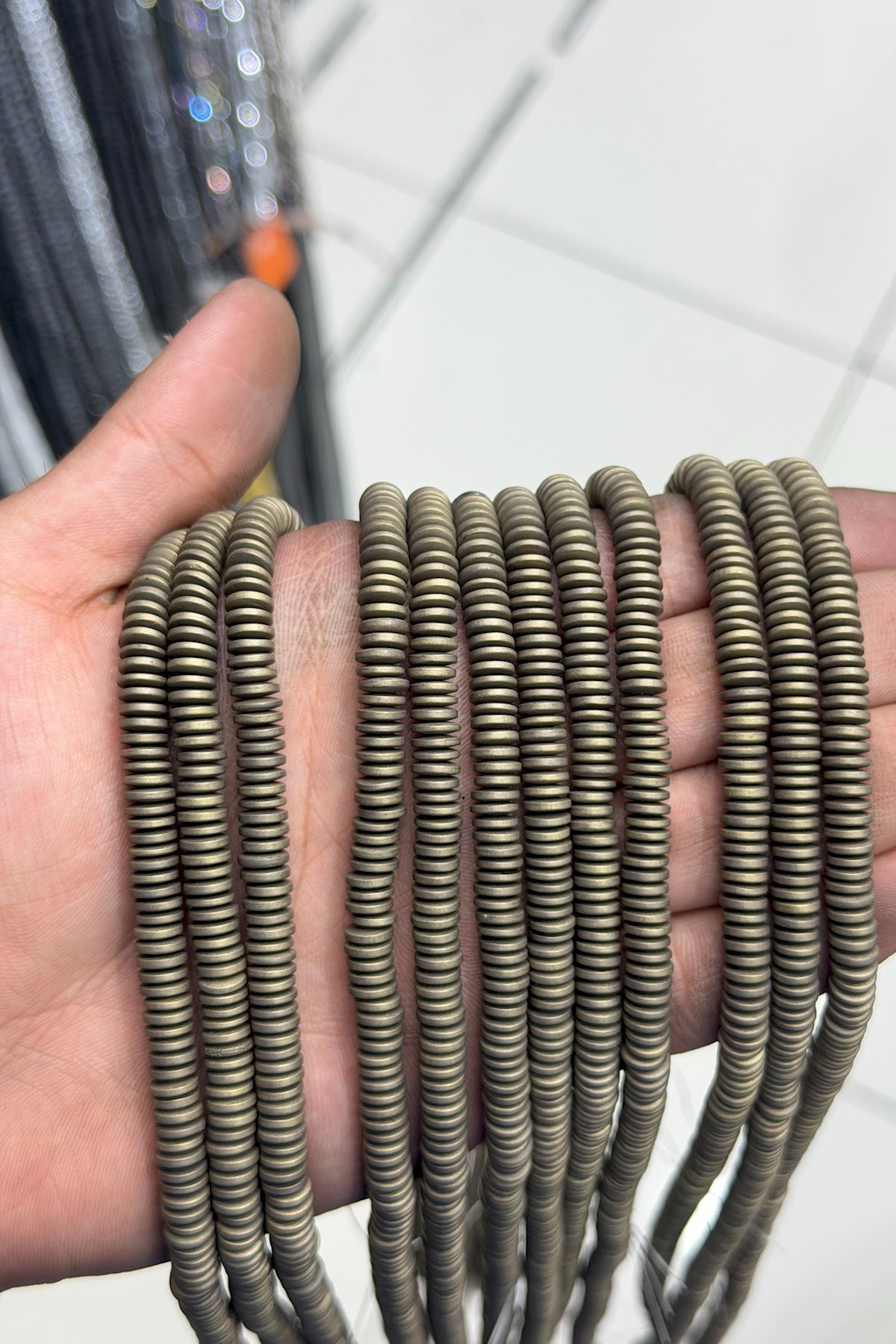 Hematit Taşı Rondela Kesim Sarı 6x1mm Doğal Taş Dizi