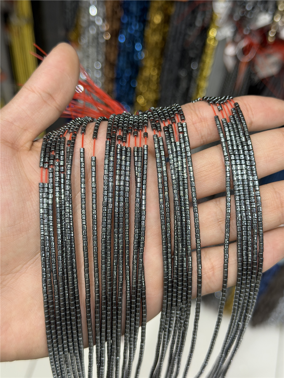 Hematit Taşı Silindir Kesim Parlak Füme 2mm Doğal Taş Dizi
