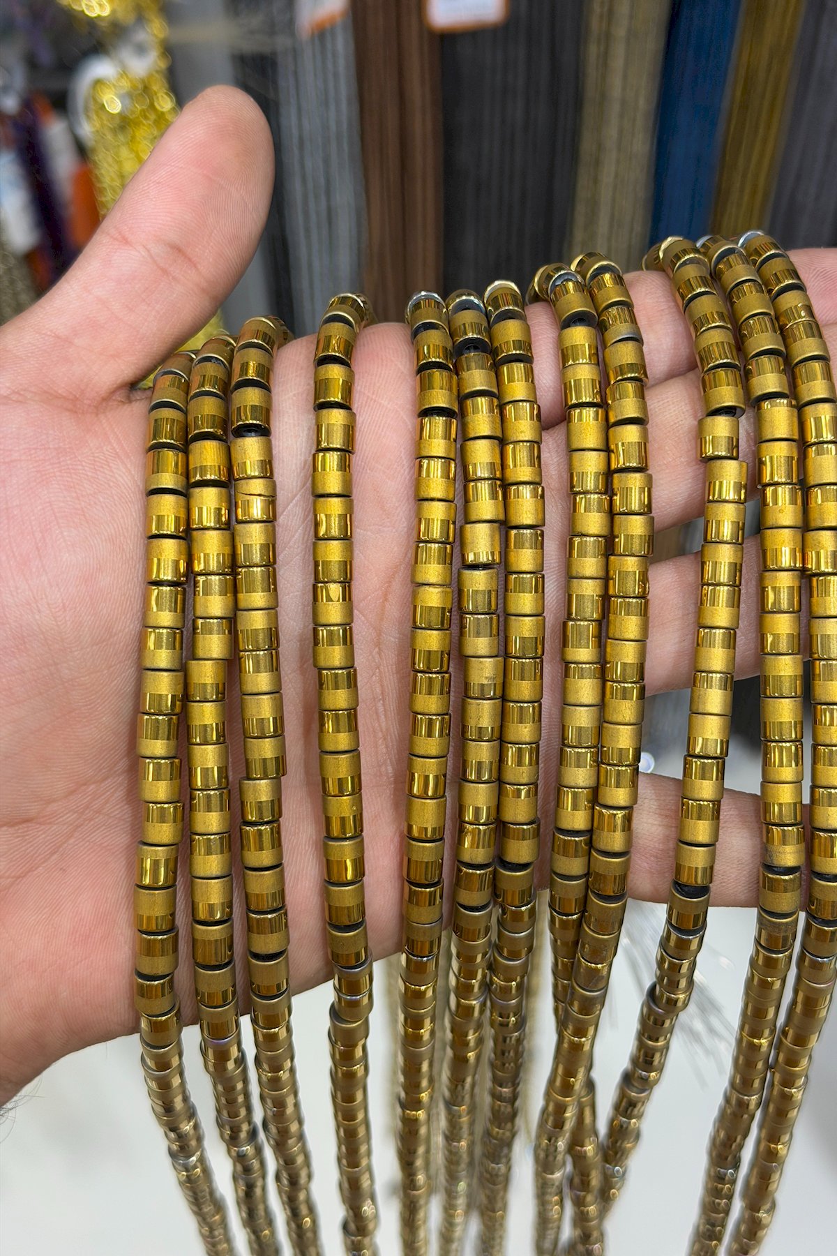 Hematit Taşı Silindir Kesim Parlak Gold 6x6mm Doğal Taş Dizi
