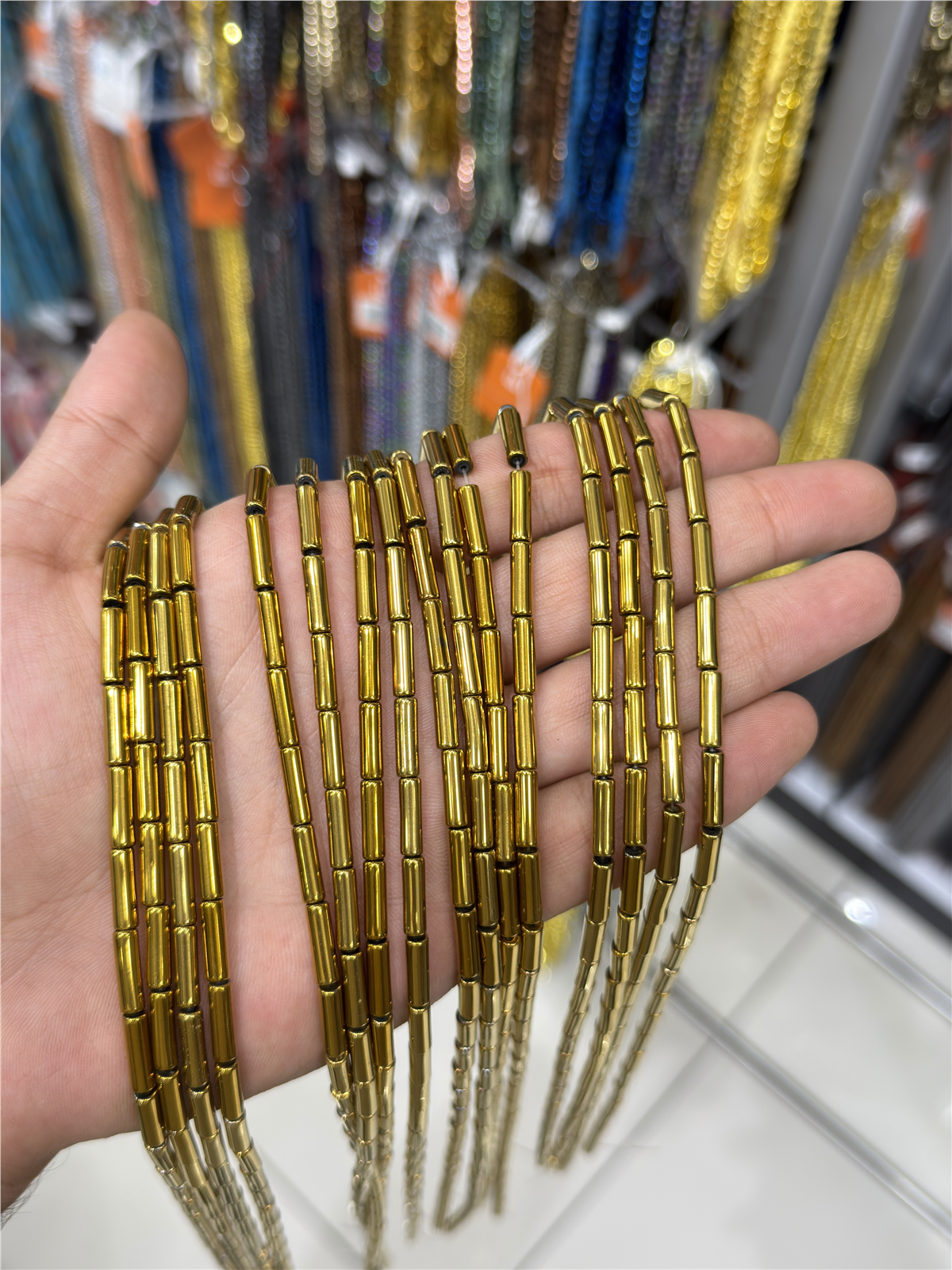 Hematit Taşı Silindir Kesim Parlak Gold 4x13mm Doğal Taş Dizi