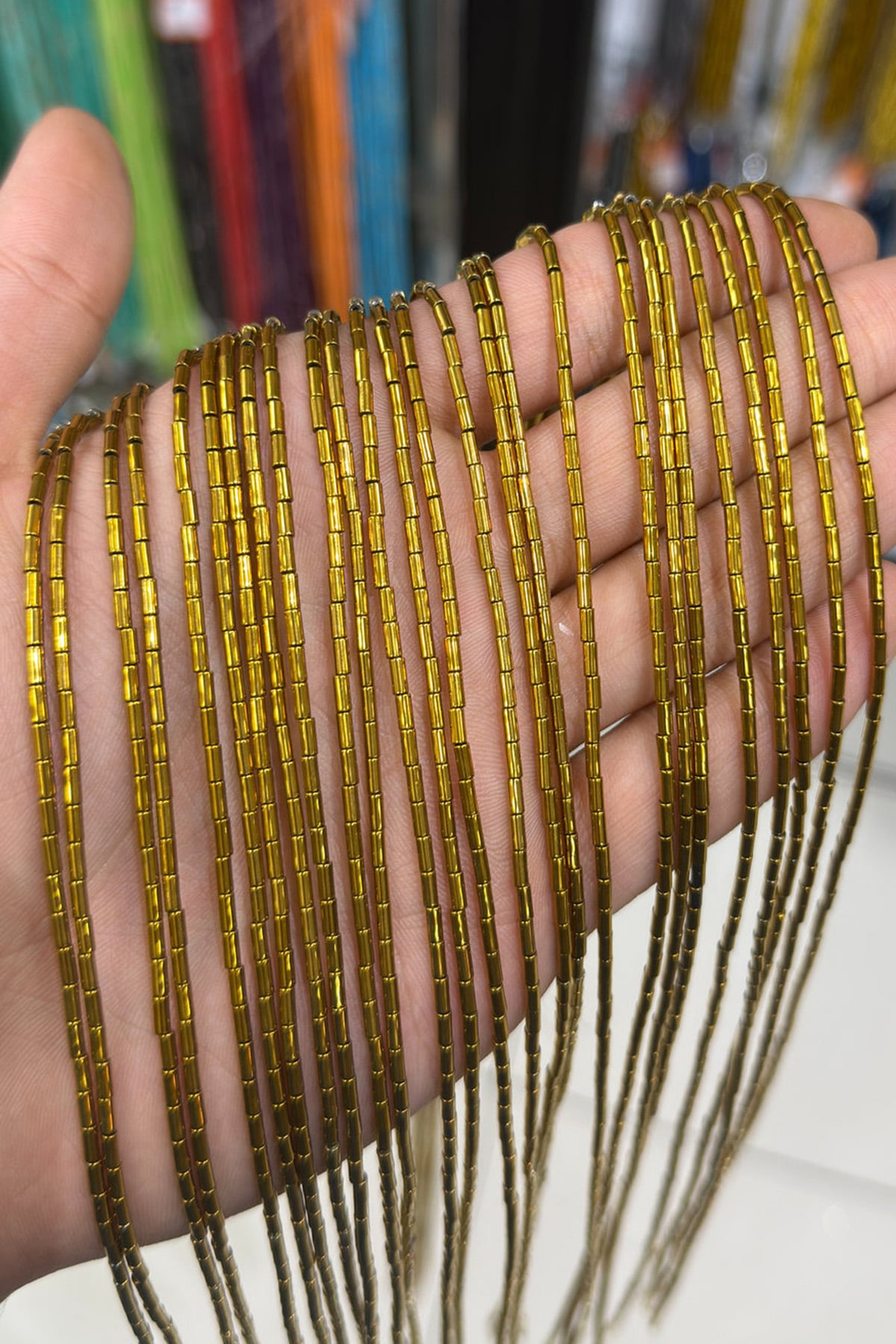 Hematit Taşı Silindir Kesim Parlak Gold 2x4mm Doğal Taş Dizi