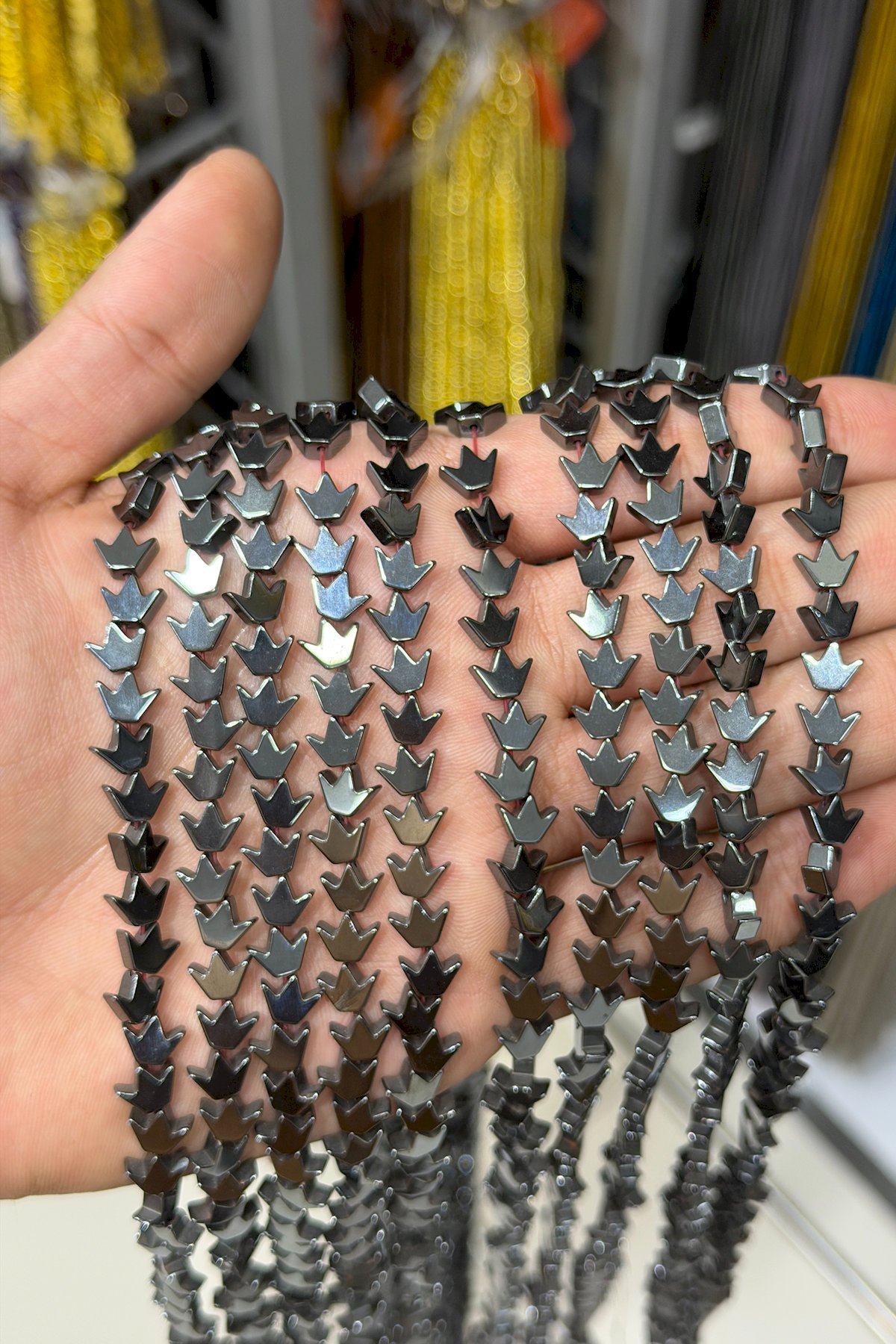 Hematit Taşı Taç Kesim Parlak Füme 8mm Doğal Taş Dizi