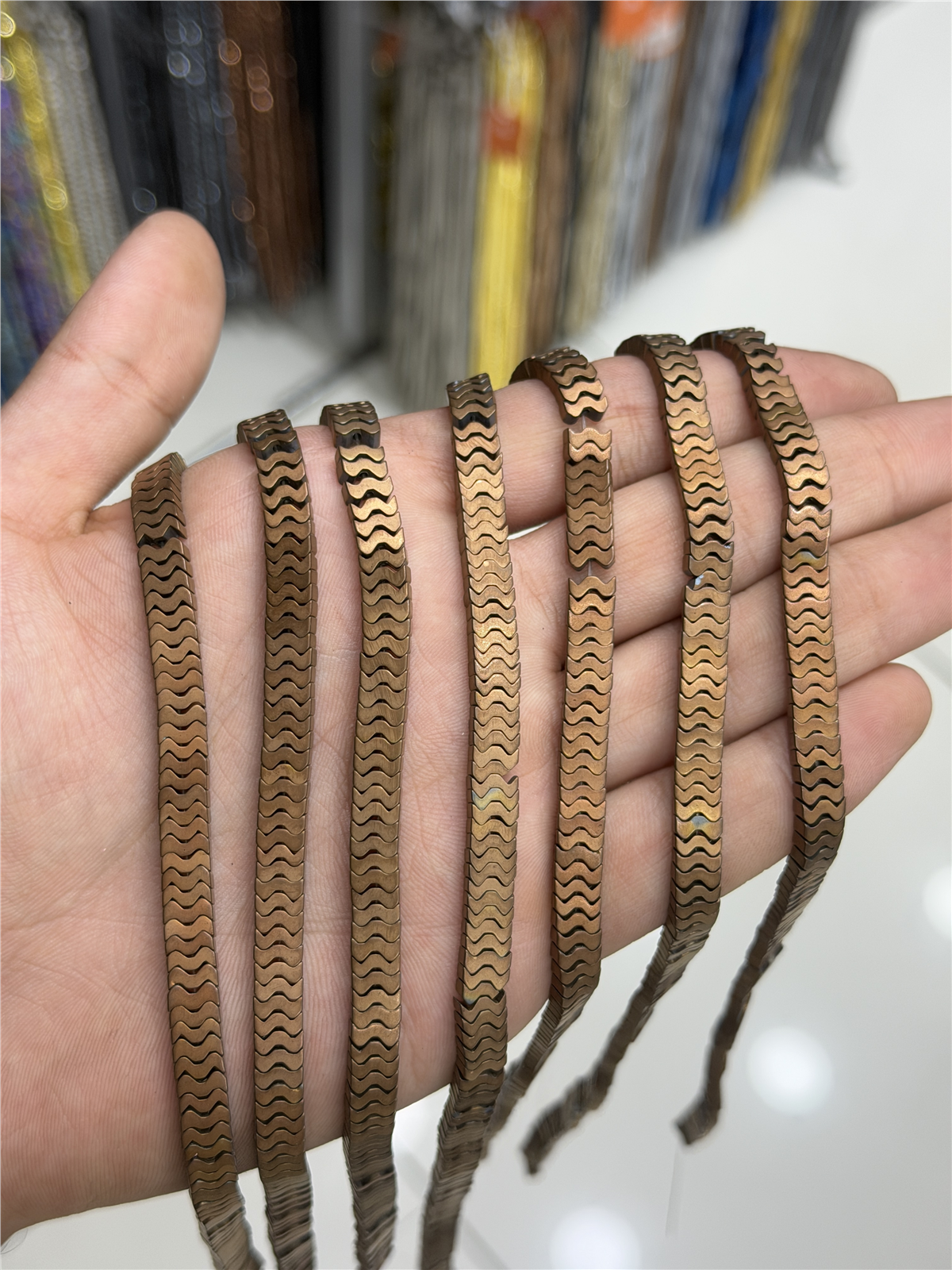 Hematit Taşı Yarasa Kesim Mat Kahverengi 7x1mm Doğal Taş Dizi