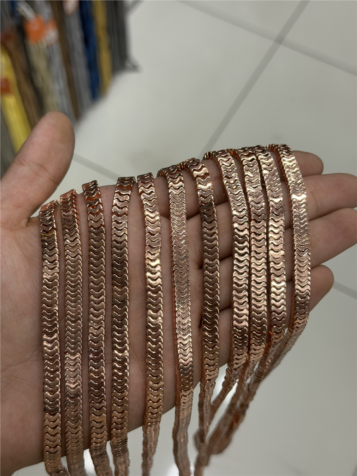 Hematit Taşı Yarasa Kesim Parlak Roz 7x1mm Doğal Taş Dizi