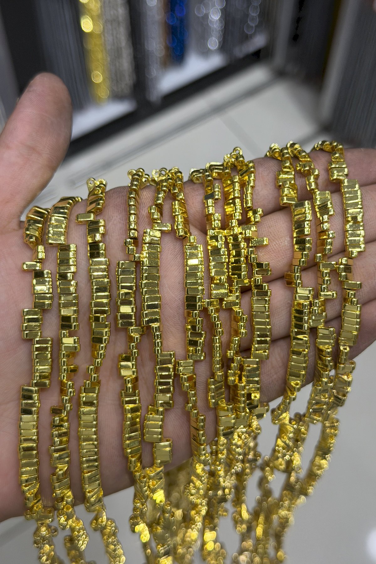 Hematit Taşı Yassı Dikdörtgen Kesim Altın Sarı 6x2mm Doğal Taş Dizi