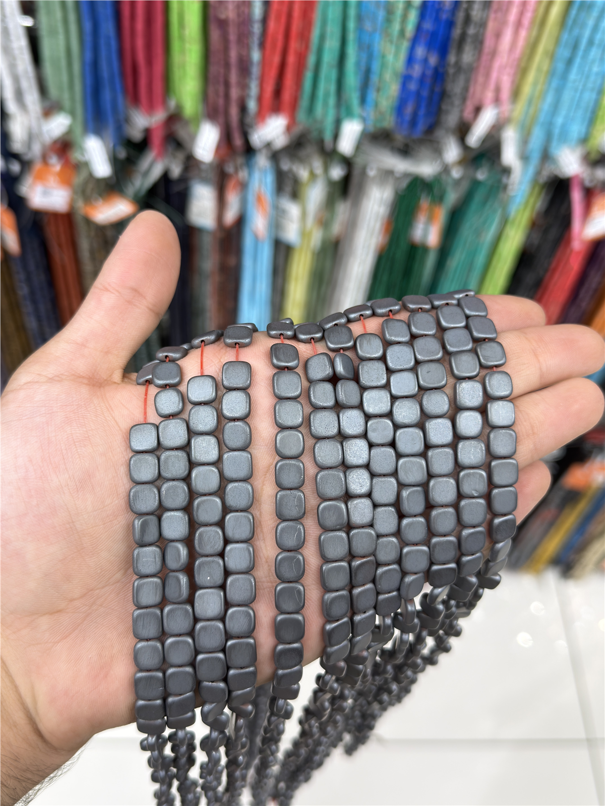 Hematit Taşı Yassı Kare Kesim Mat Gri 8x3mm Doğal Taş Dizi