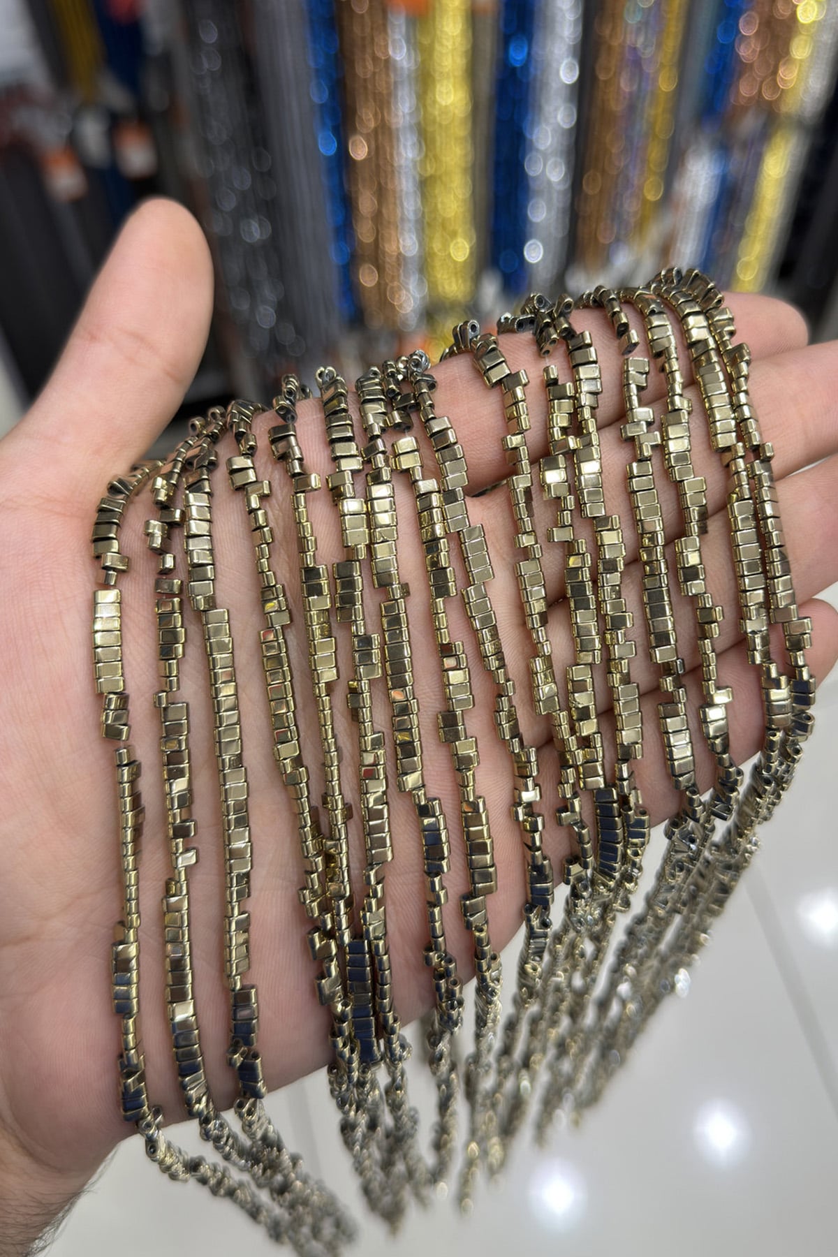 Hematit Taşı Yassı Kesim Parlak Antik Sarı 4x2mm Doğal Taş Dizi