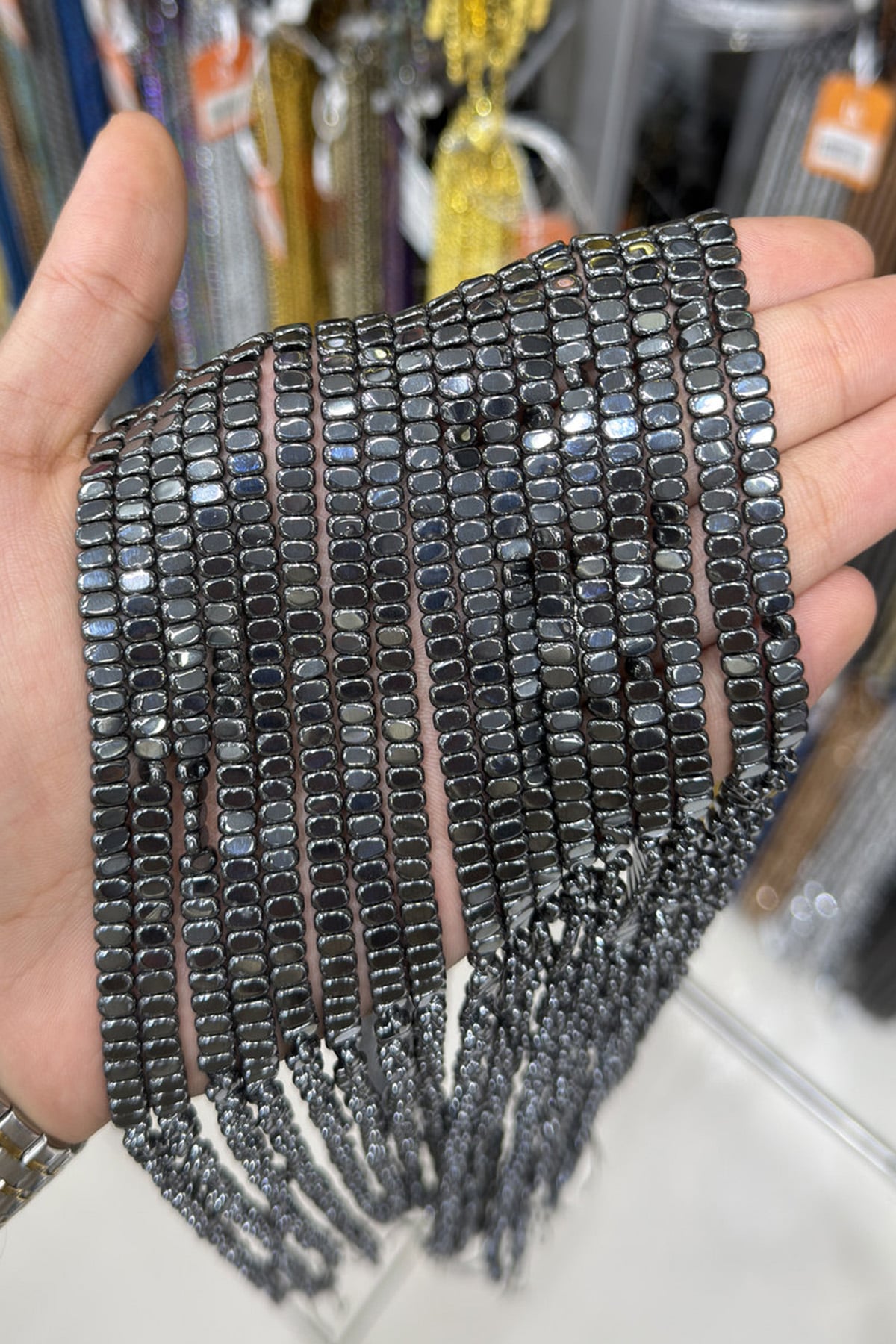Hematit Taşı Yassı Kesim Parlak Füme 3x6mm Doğal Taş Dizi