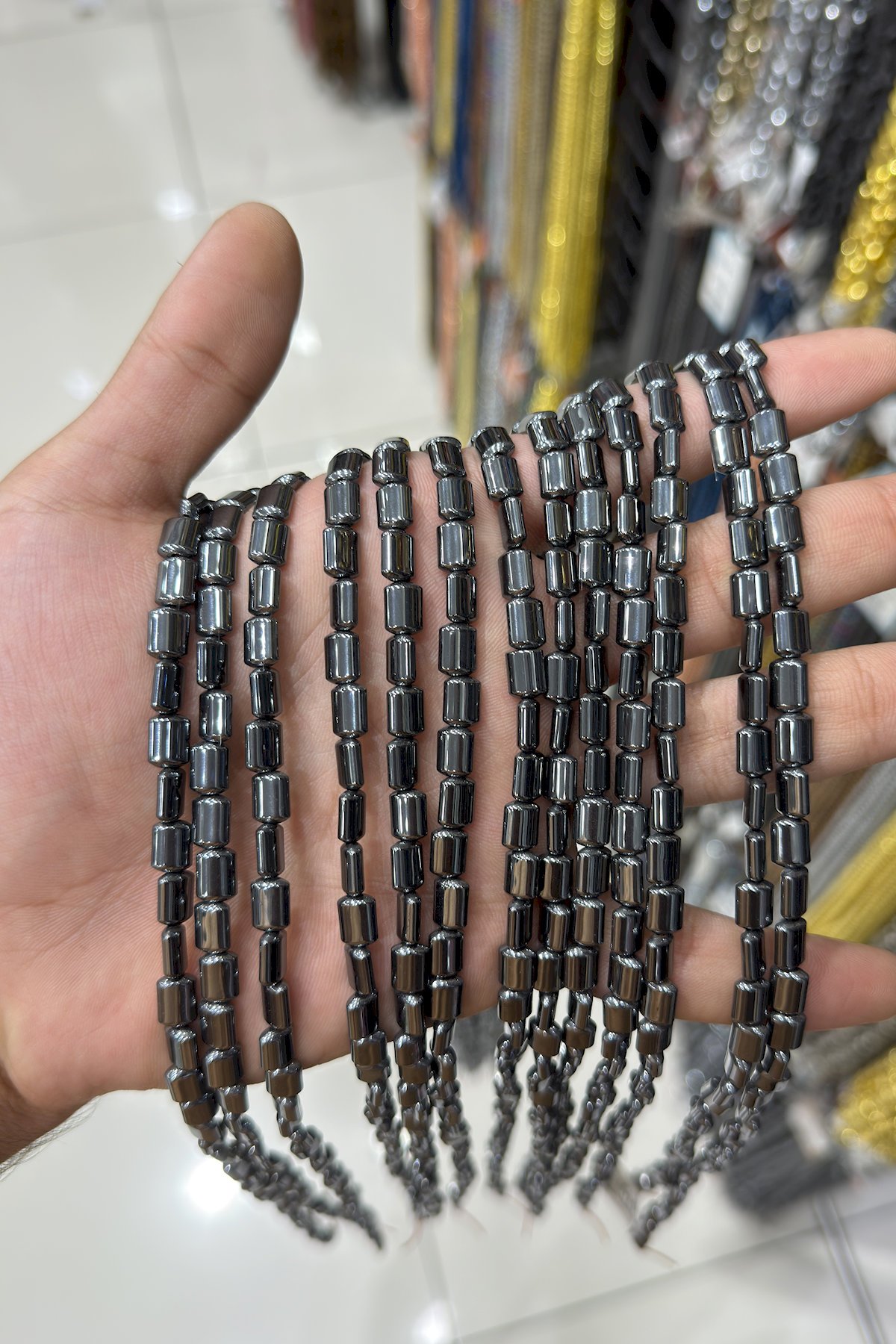 Hematit Taşı Yassı Kesim Parlak Füme 6x8mm Doğal Taş Dizi