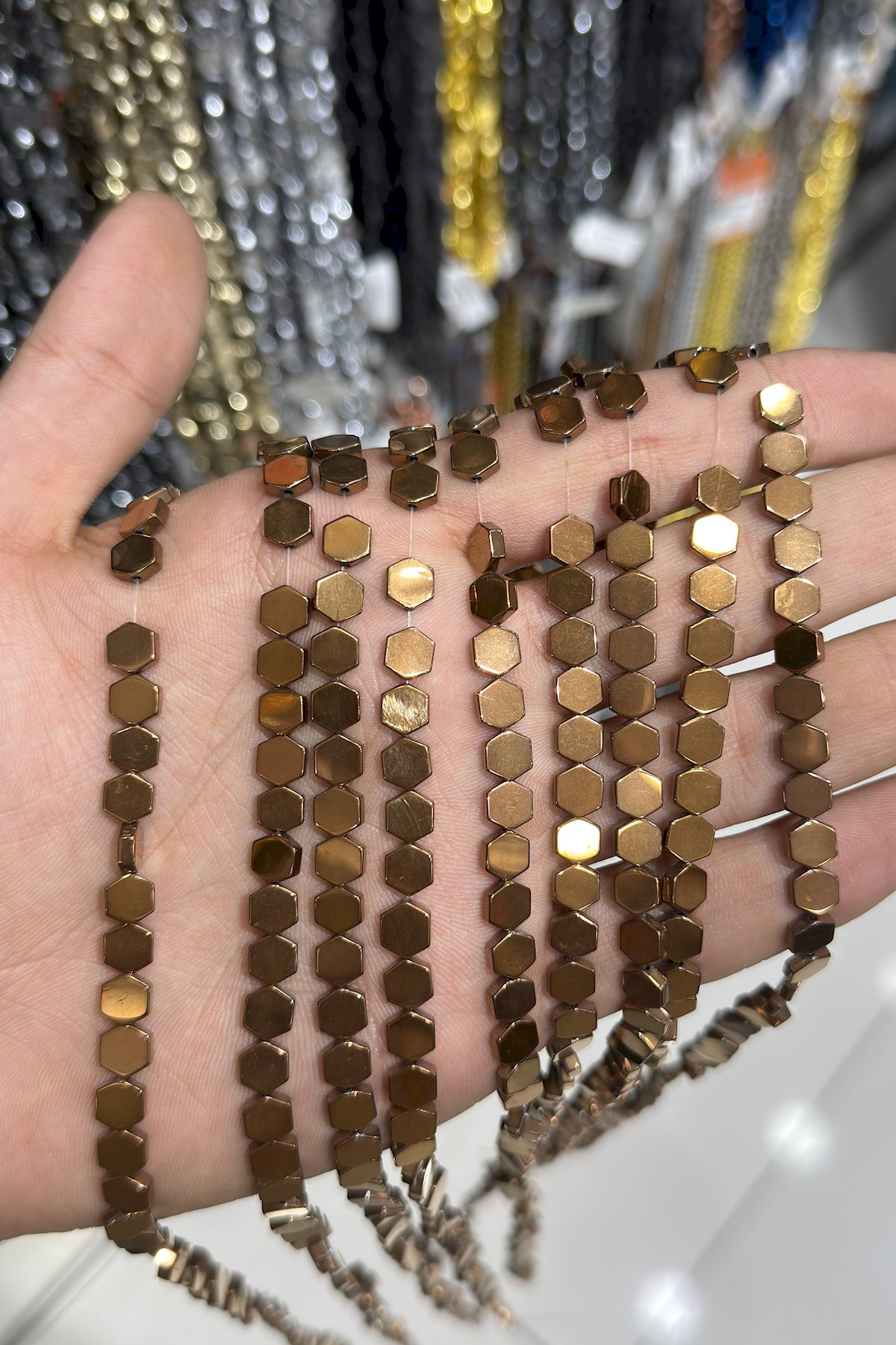 Hematit Taşı Yassı Kesim Parlak Kahverengi 6x6mm Doğal Taş Dizi