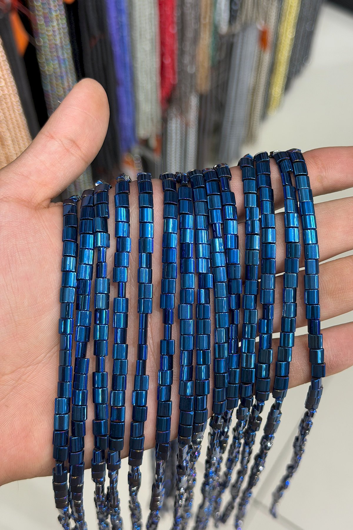 Hematit Taşı Yassı Kesim Parlak Mavi 5x5mm Doğal Taş Dizi