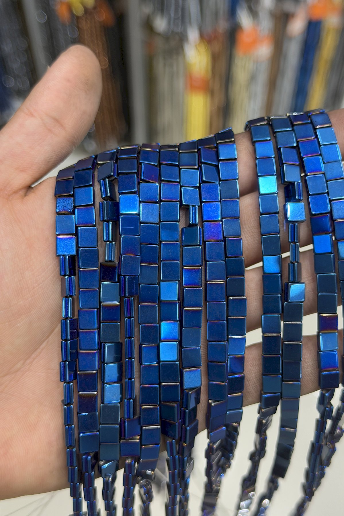 Hematit Taşı Yassı Kesim Parlak Mavi 6x6mm Doğal Taş Dizi