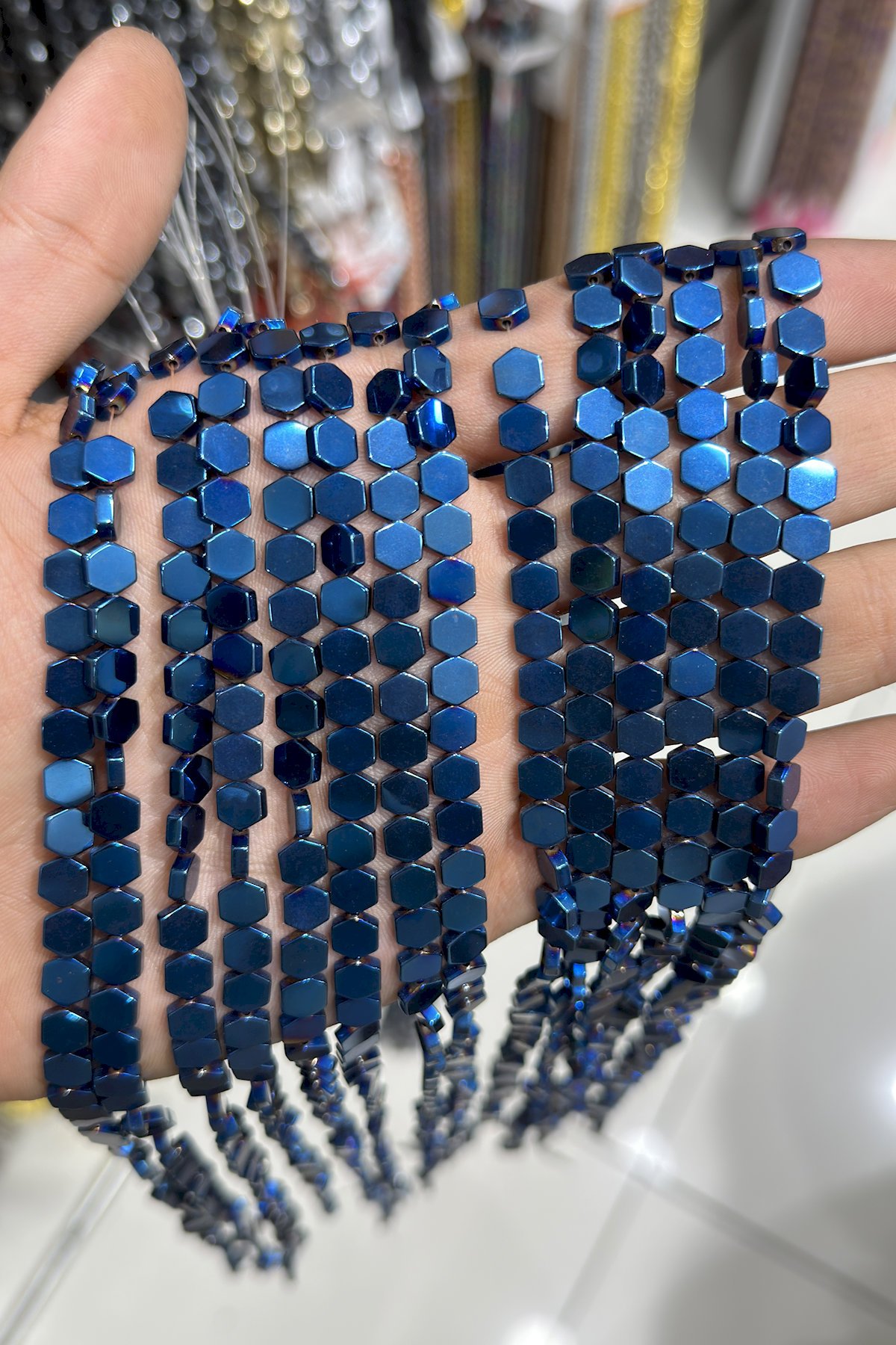 Hematit Taşı Yassı Kesim Parlak Mavi 6x6mm Doğal Taş Dizi