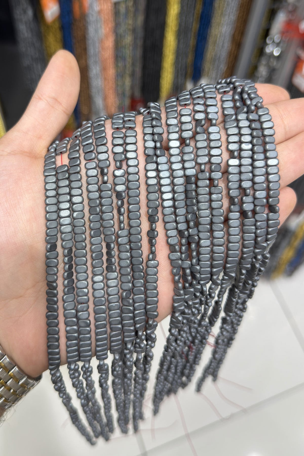 Hematit Taşı Yassı Oval Kesim Mat Gri 3x6mm Doğal Taş Dizi