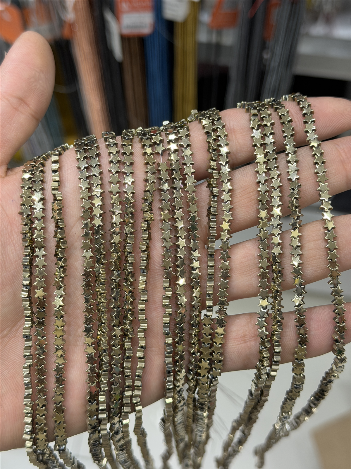 Hematit Taşı Yıldız Kesim Parlak Antik Sarı 4mm Doğal Taş Dizi