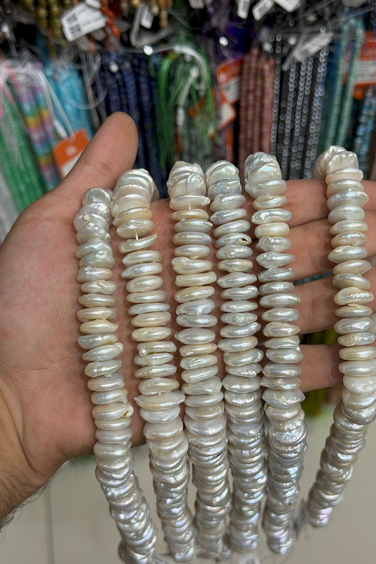 İnci Doğal Taş Beyaz Amorf Kesim 6x7mm Dizi