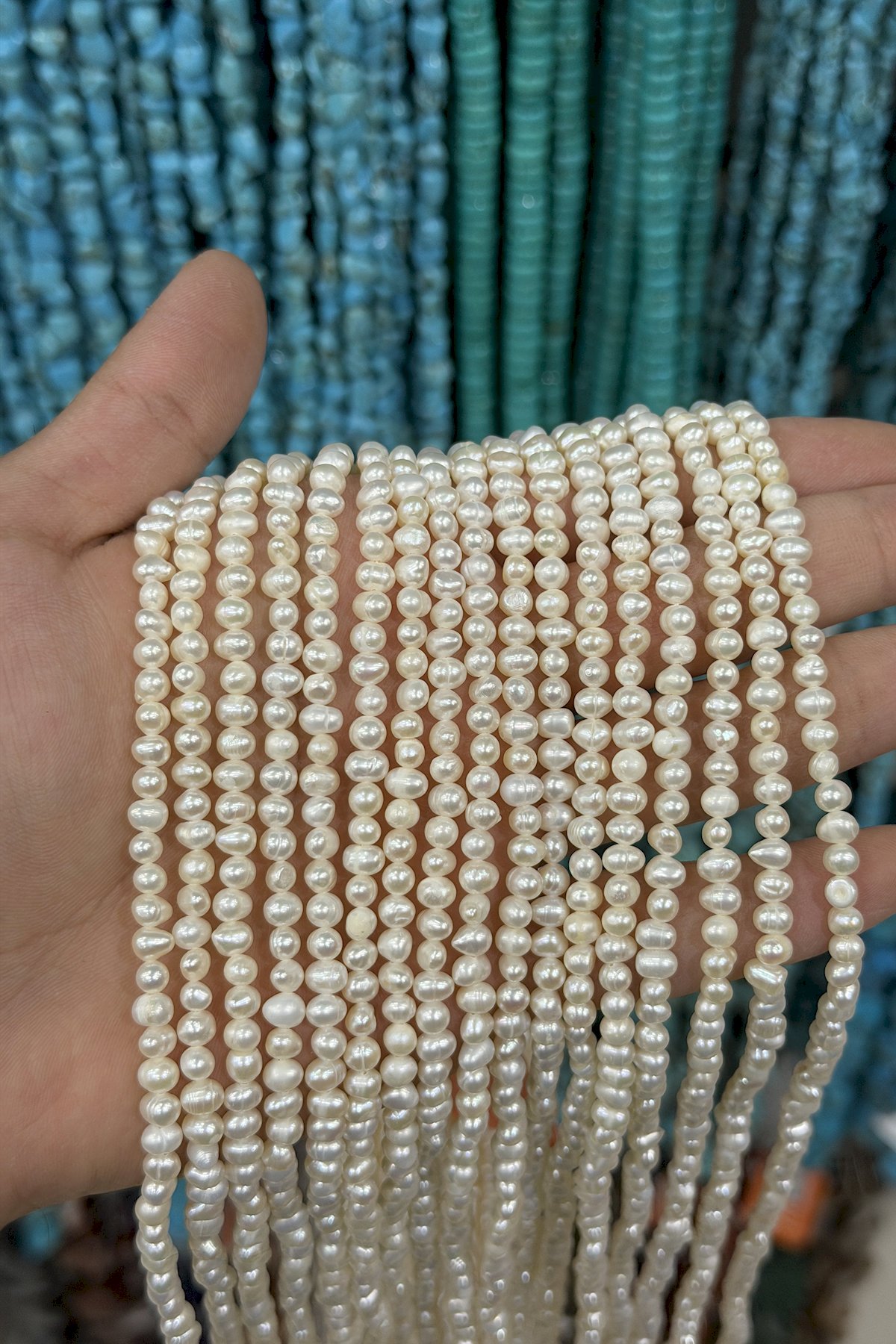 İnci Doğal Taş-Beyaz Küre Kesim 4.5mm Dizi B