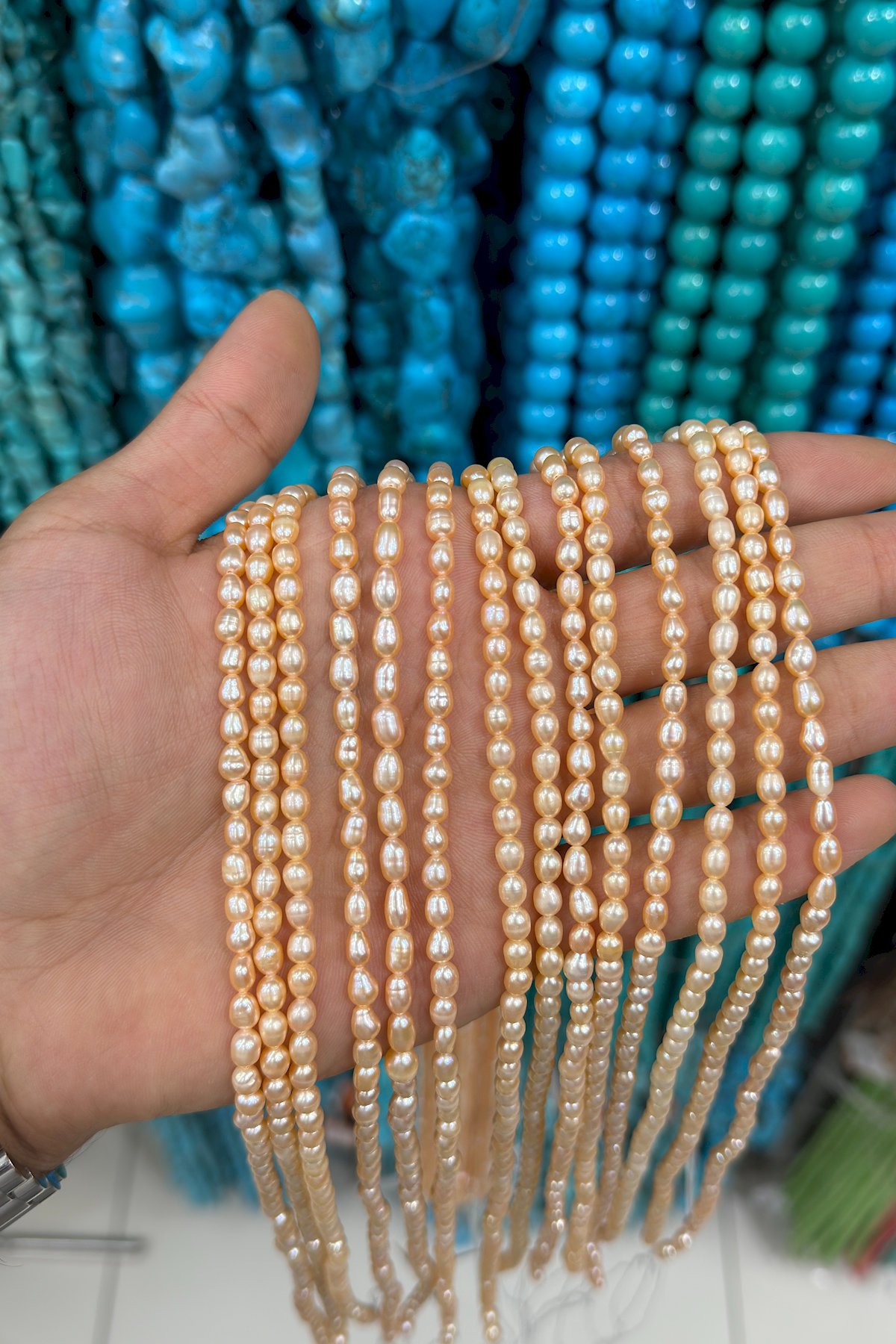 İnci Doğal Taş-Pembe Arpa Amorf Kesim 4-5mm Dizi A