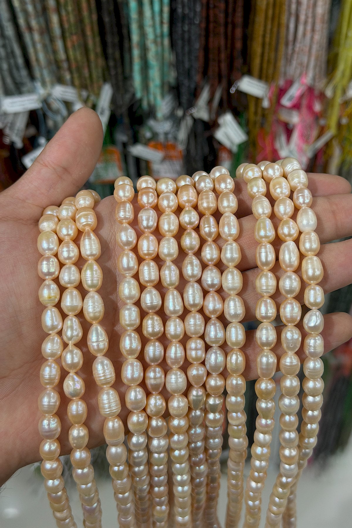 İnci Doğal Taş-Pembe Arpa Amorf Kesim 8-9mm Dizi AB