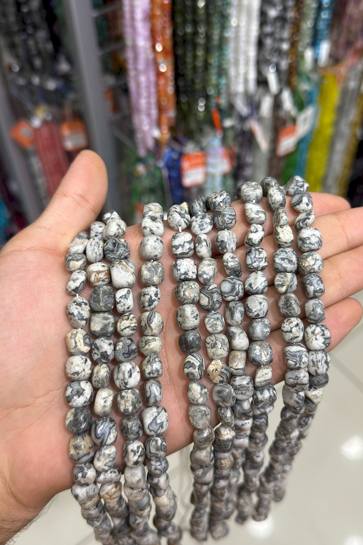 Jasper Doğal Taş Parlak Gri Amorf Kesim 8x12mm Dizi