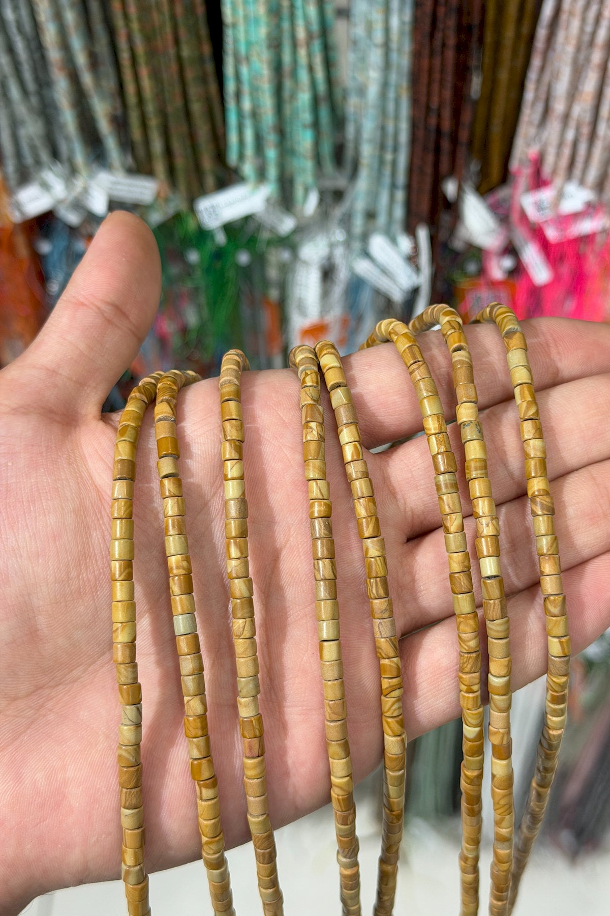 Jasper Taşı Silindir Kesim Parlak 4x4mm Doğal Taş Dizi [AA]