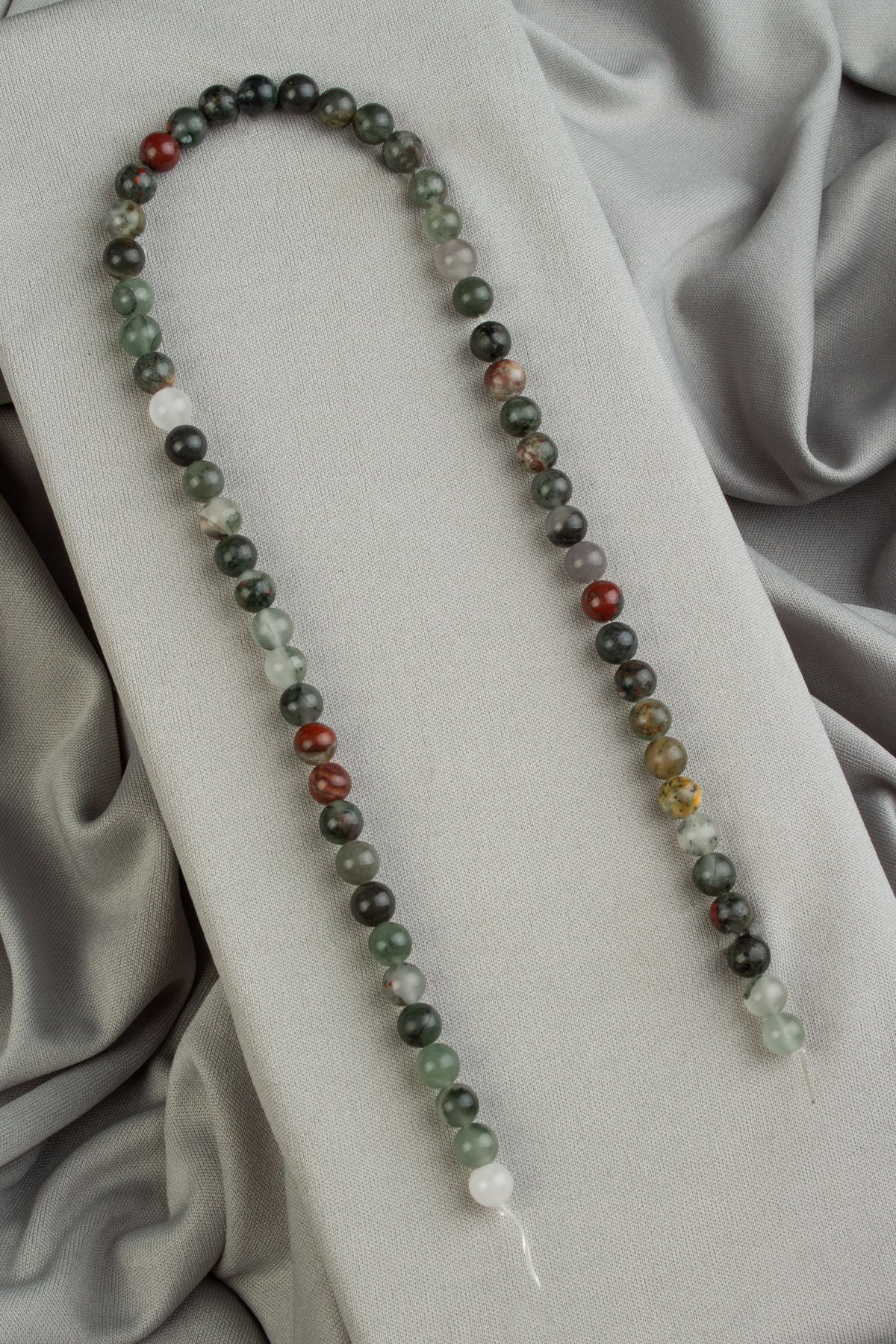 Kan Taşı Doğal Taş Parlak Küre Kesim 6mm Dizi [AA]